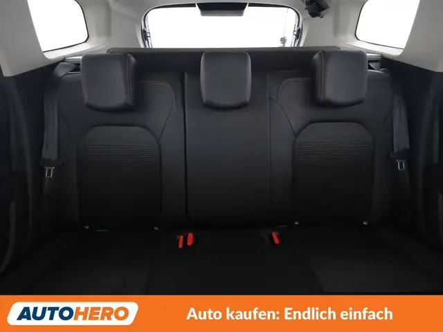 Dacia Duster view 15