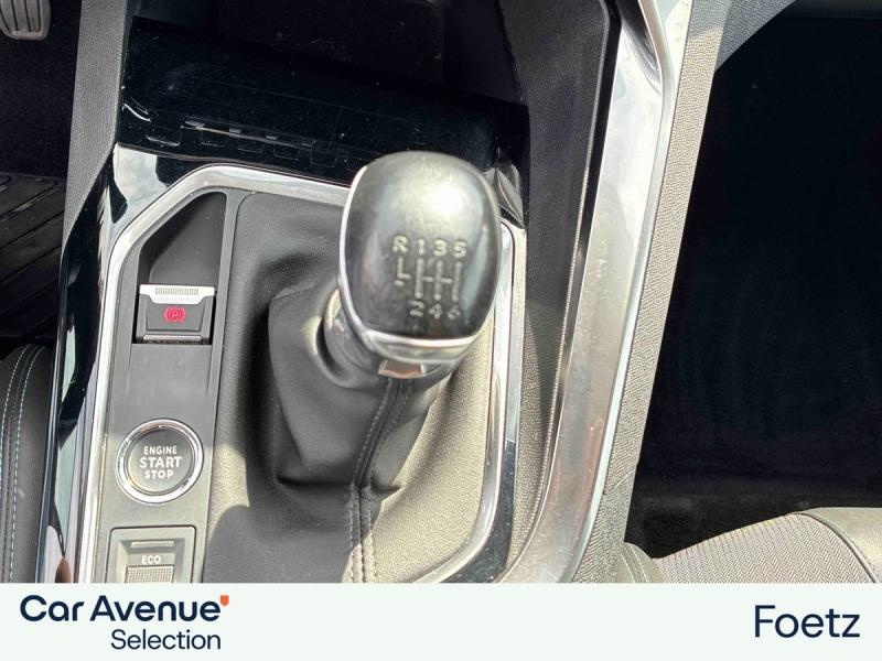 Peugeot 5008 1.2 PureTech 130ch S\u0026S Allure Pack — photo 10