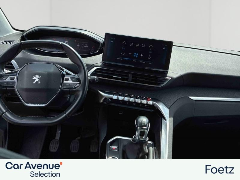 Peugeot 5008 1.2 PureTech 130ch S\u0026S Allure Pack — photo 3
