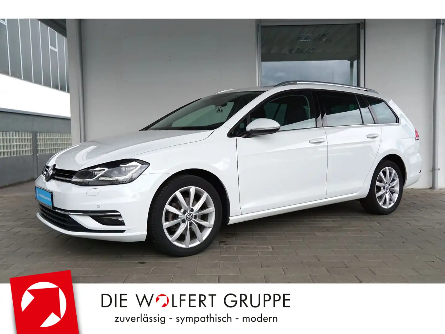 Volkswagen Golf Variant Highline 1.5 TSI DSG ACC NAVI MASSA Weiß - 1