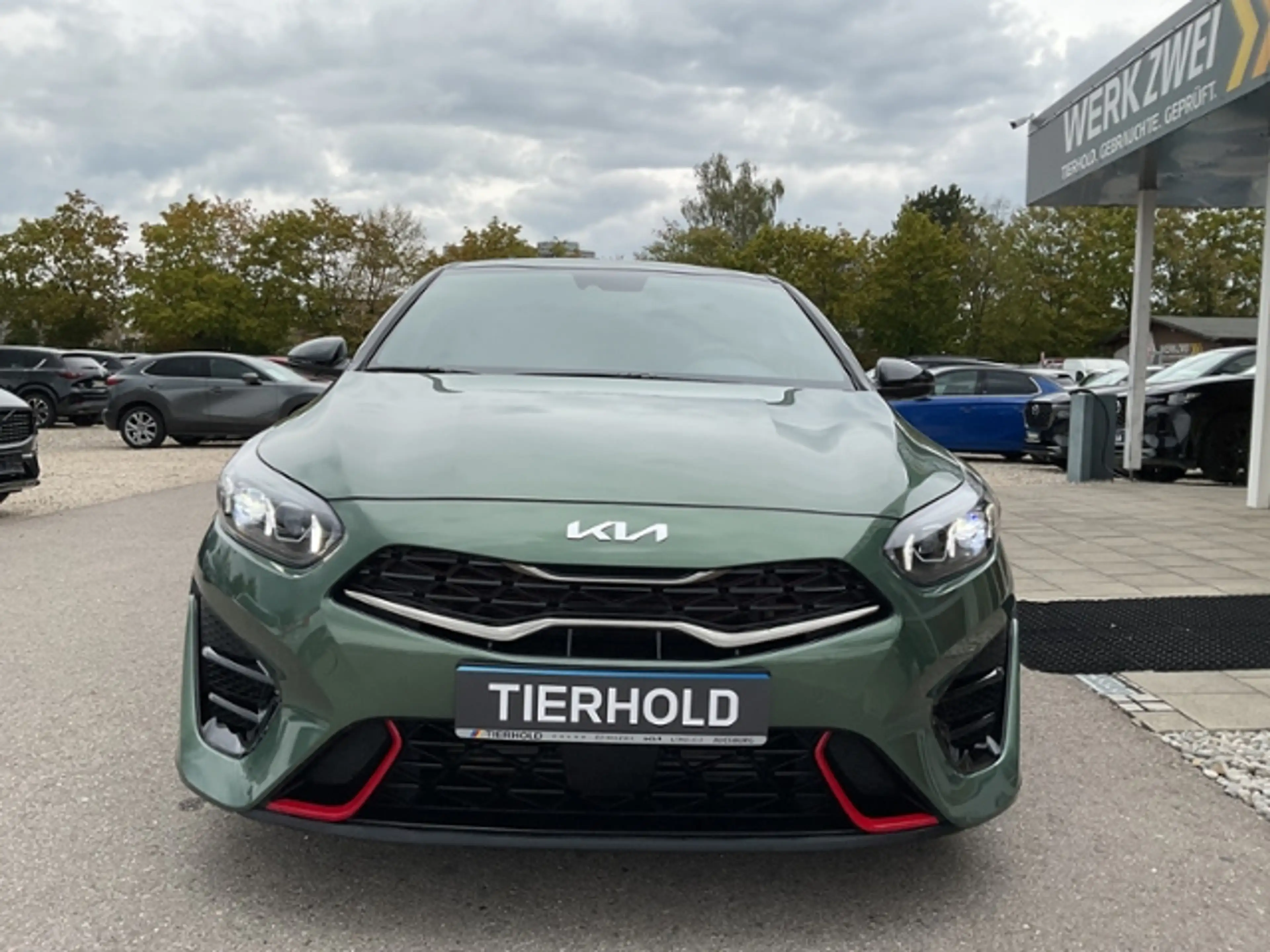 Kia Ceed / cee'd 1,6 GT ACC Kamera Navi DAB LED BLIS JBL — photo 10