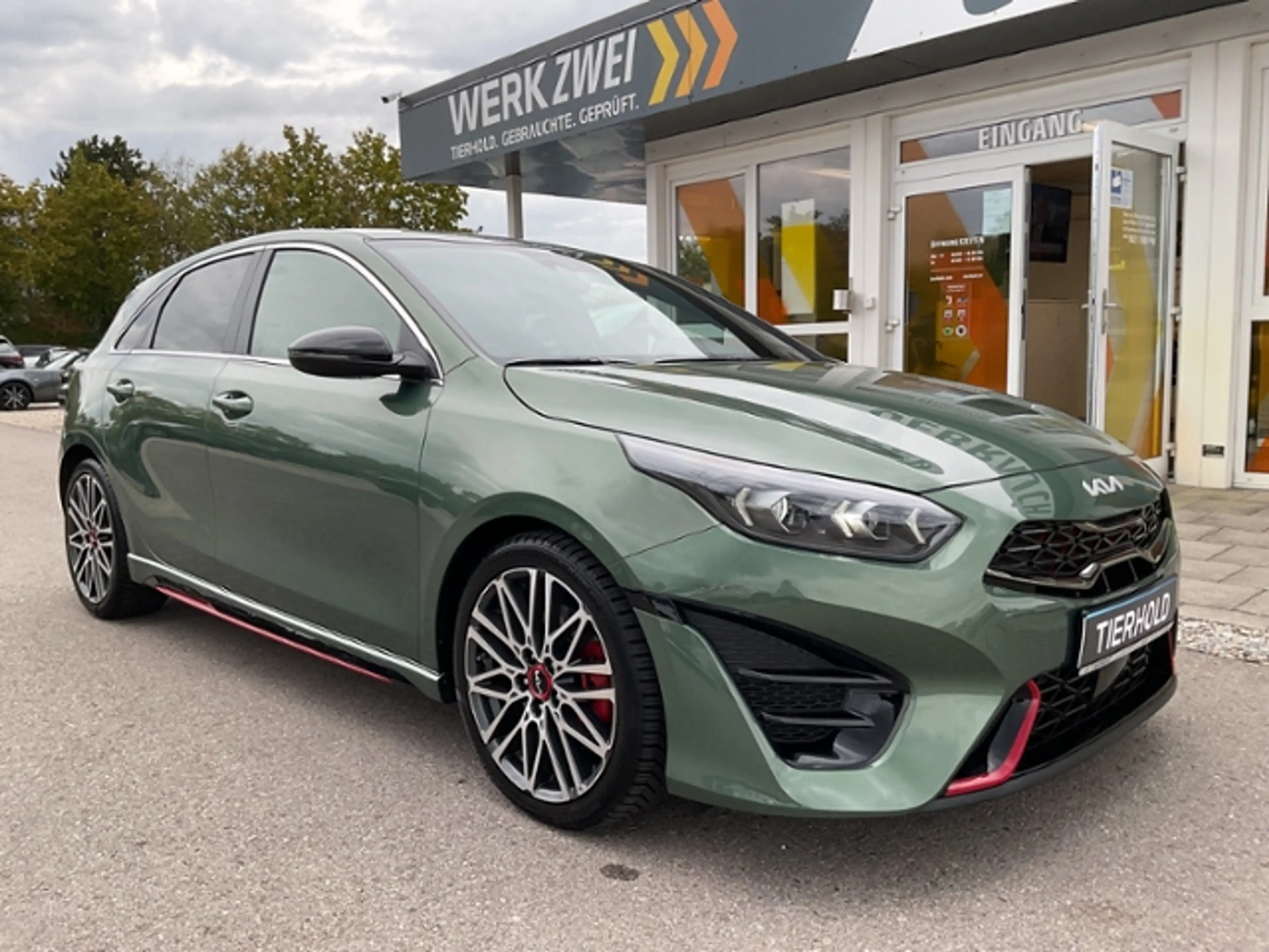 Kia Ceed / cee'd 1,6 GT ACC Kamera Navi DAB LED BLIS JBL — photo 9