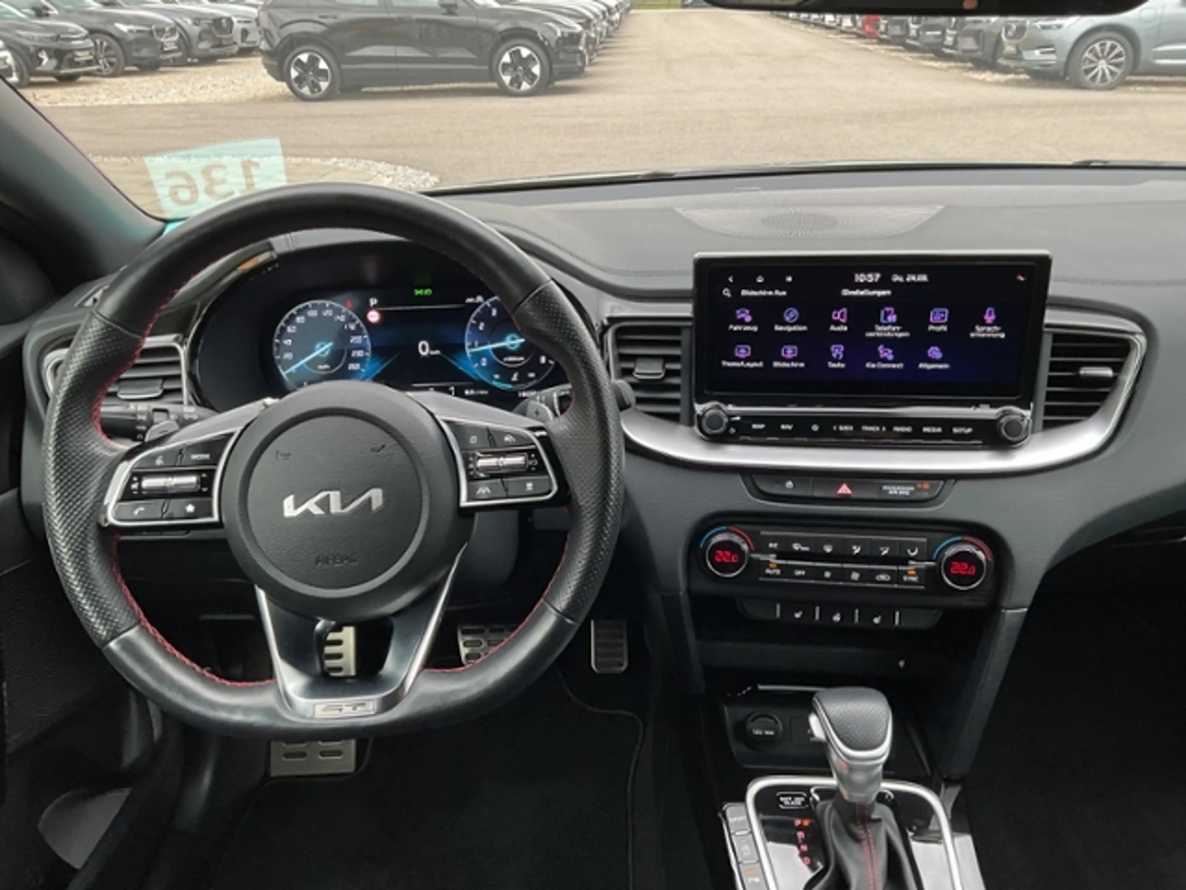 Kia Ceed / cee'd 1,6 GT ACC Kamera Navi DAB LED BLIS JBL — photo 12