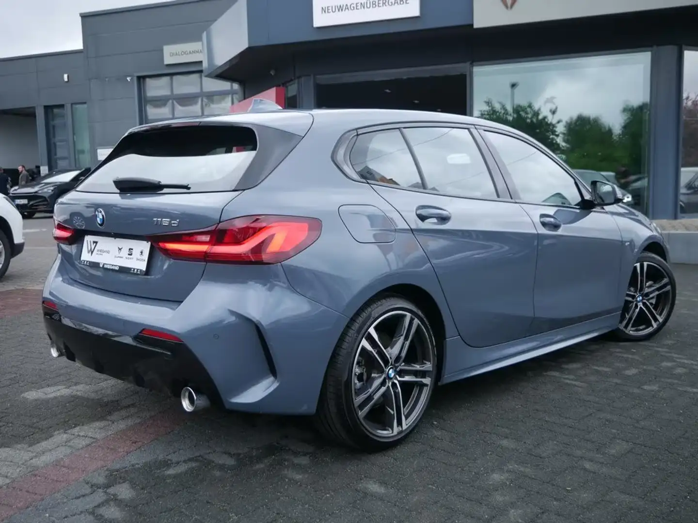BMW 118 M sport auto 2022 Gris - 2