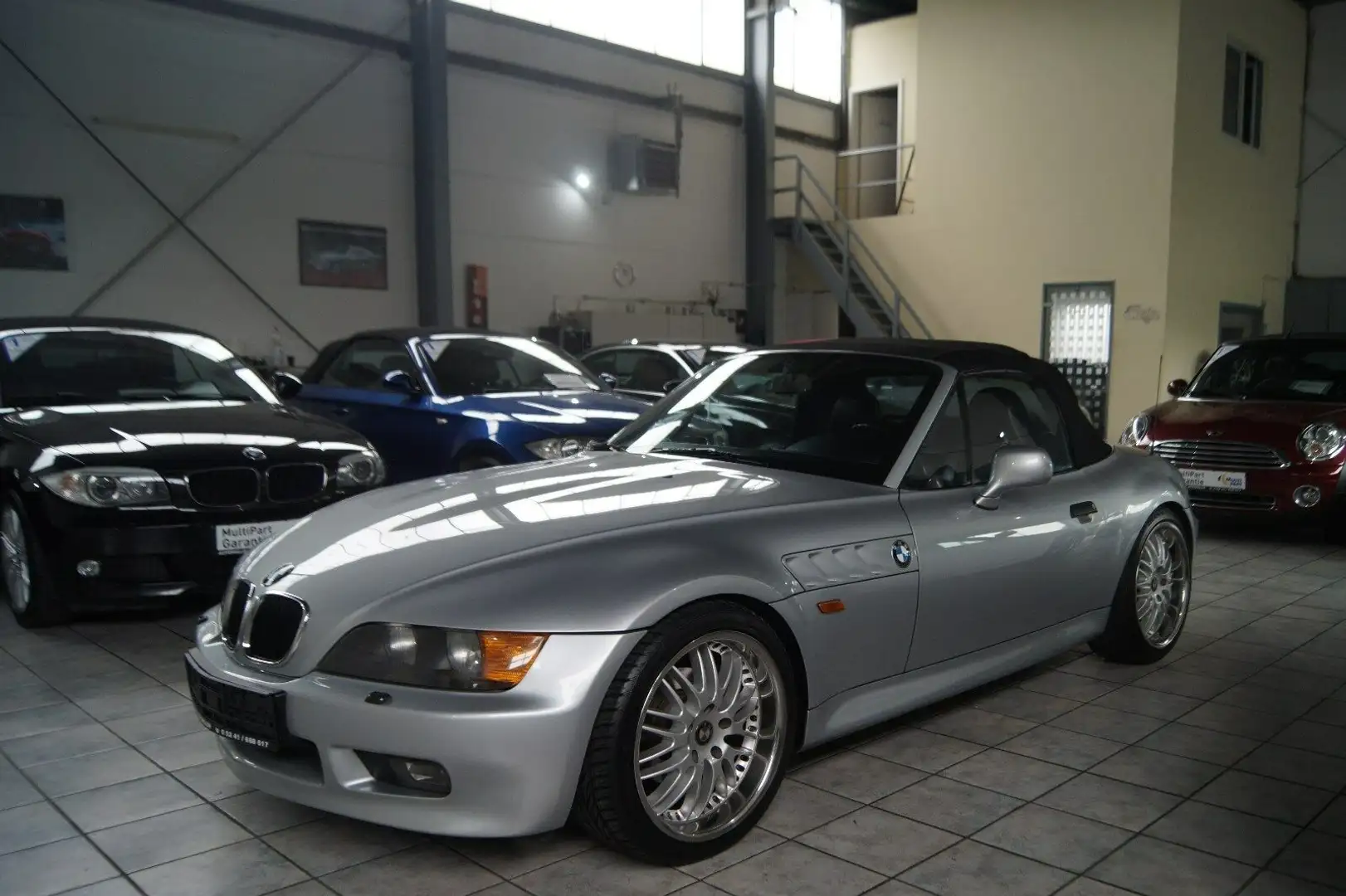 BMW Z3 Roadster 1.9 *Leder*Sitzheizung*18 Zoll* Silber - 1