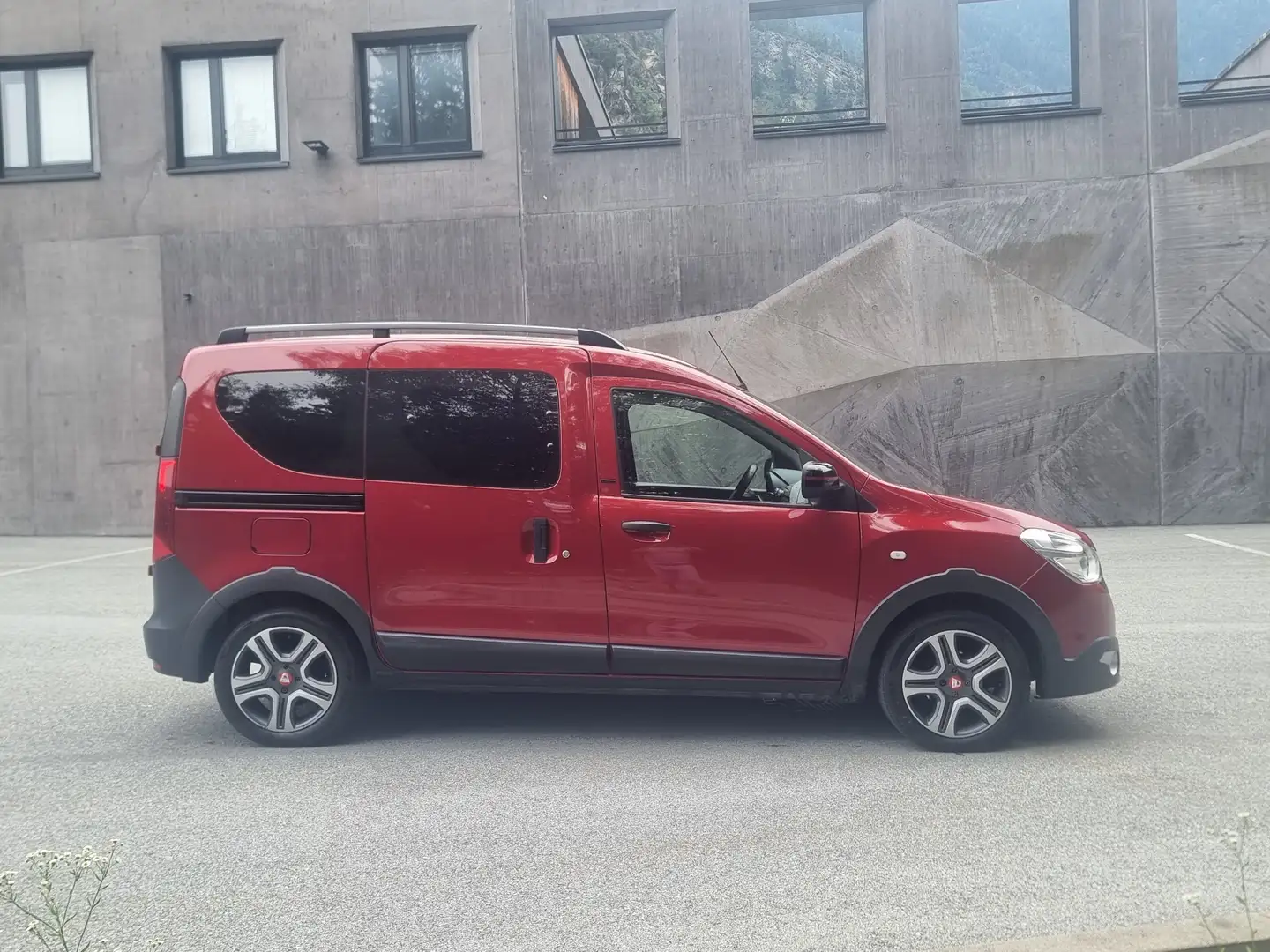 Dacia Dokker Stepway Blue 95 dCi Rouge - 2