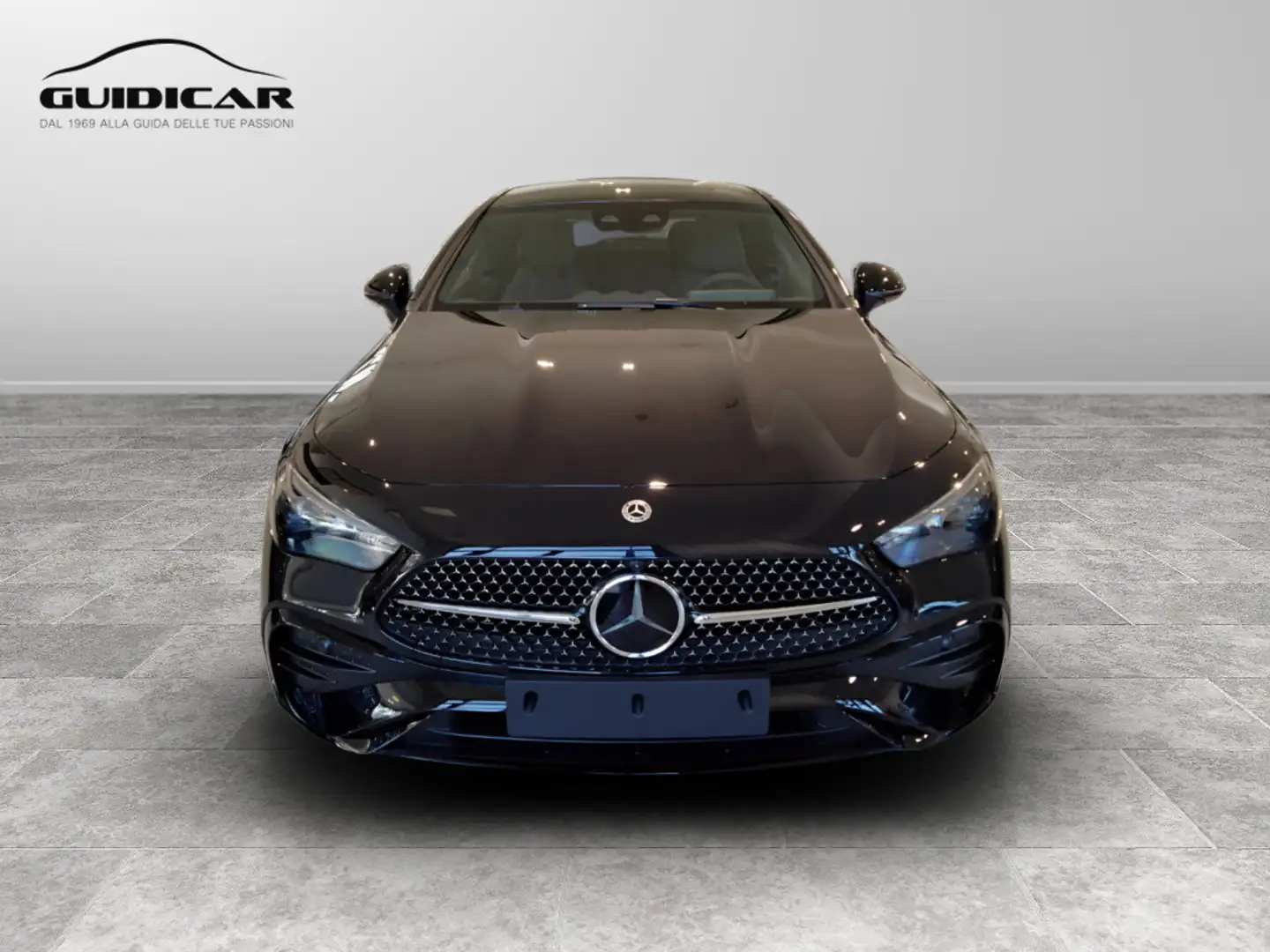 Mercedes-Benz CLE 220 d Coupè AMP Line Premium Plus Nero - 2