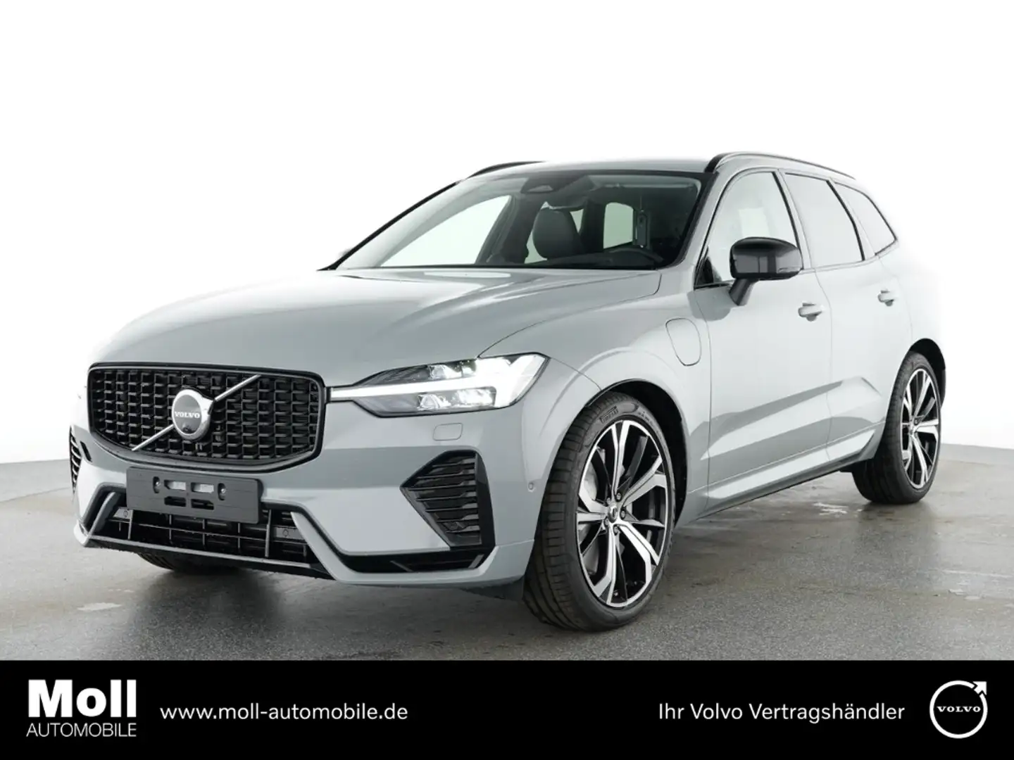 Volvo XC60 Ultra Dark Recharge Plug-In Hybrid AWD HUD AD Stan Grau - 1