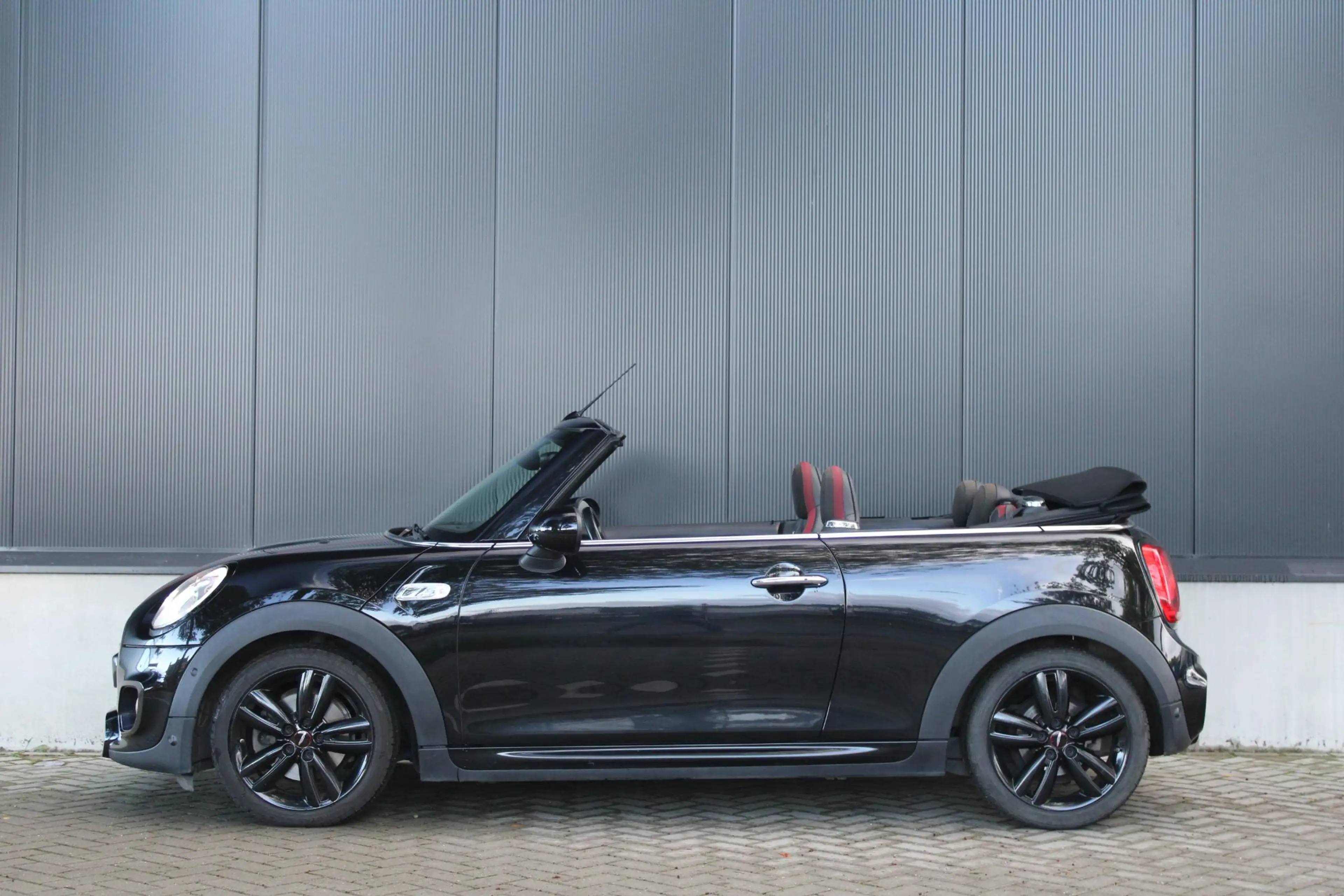 MINI Cooper S Cabrio 2.0 Chili John Cooper Works | Wired | Rear View Ca — photo 13