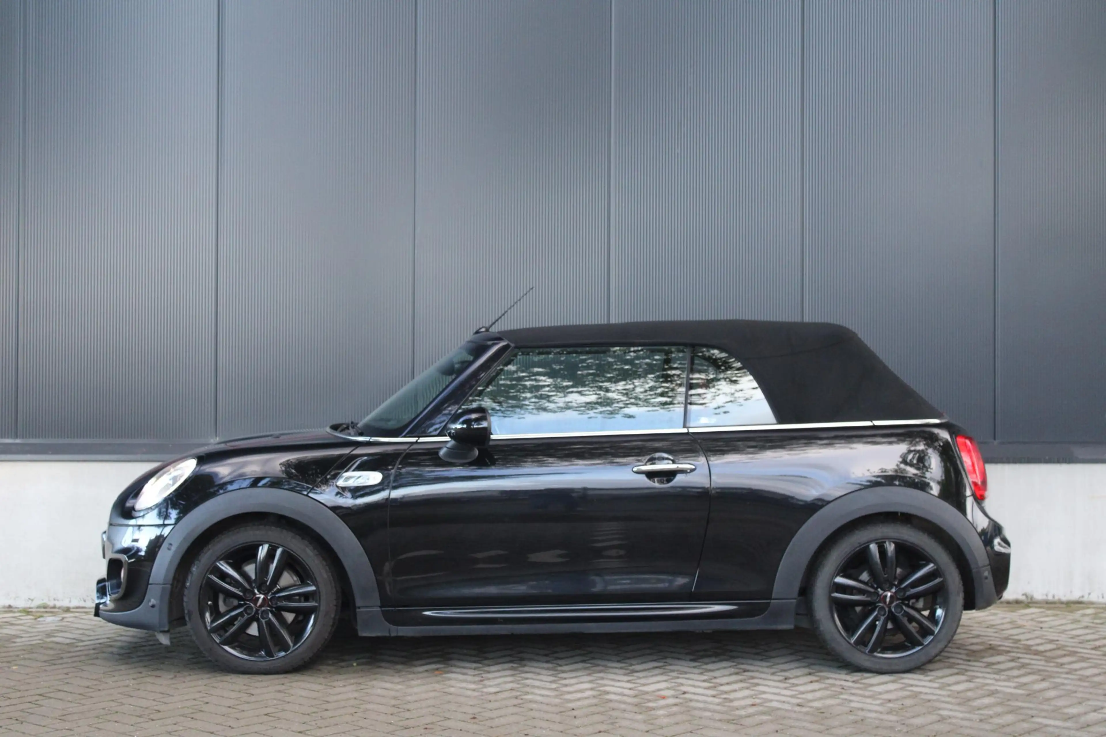 MINI Cooper S Cabrio 2.0 Chili John Cooper Works | Wired | Rear View Ca — photo 14