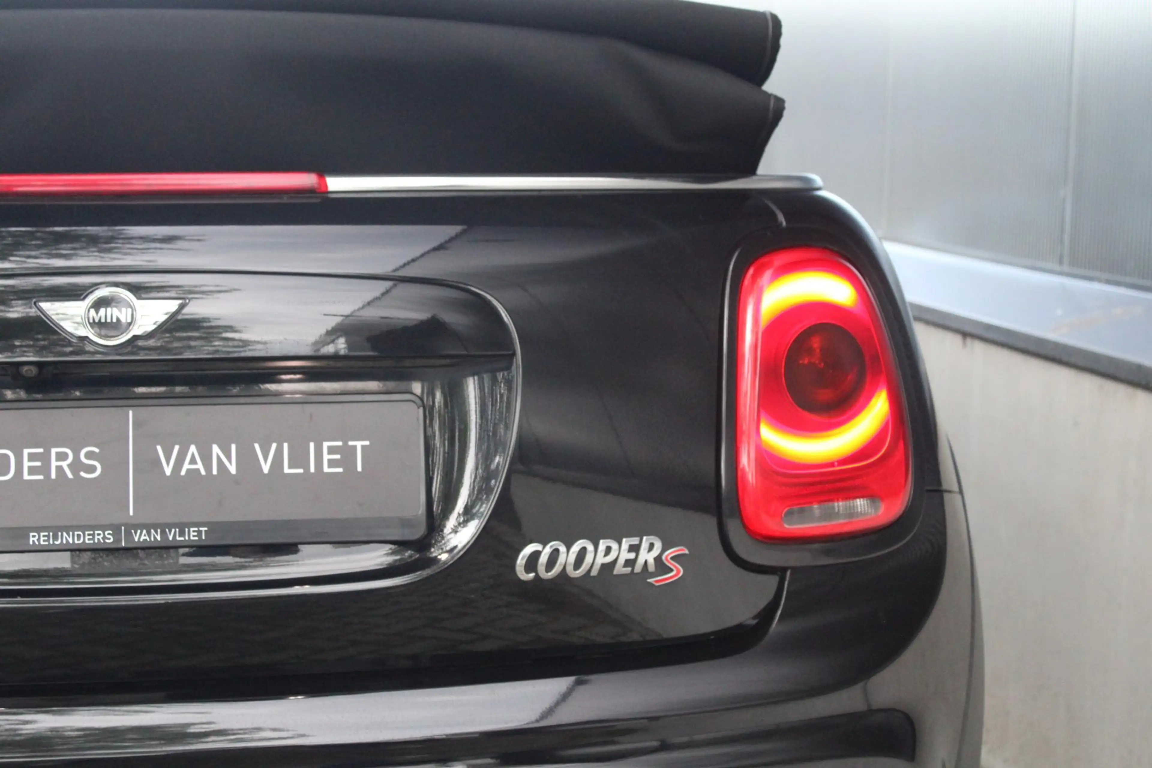 MINI Cooper S Cabrio 2.0 Chili John Cooper Works | Wired | Rear View Ca — photo 28