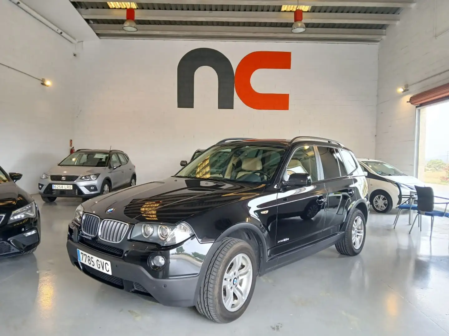 BMW X3 xDrive 20d Noir - 1