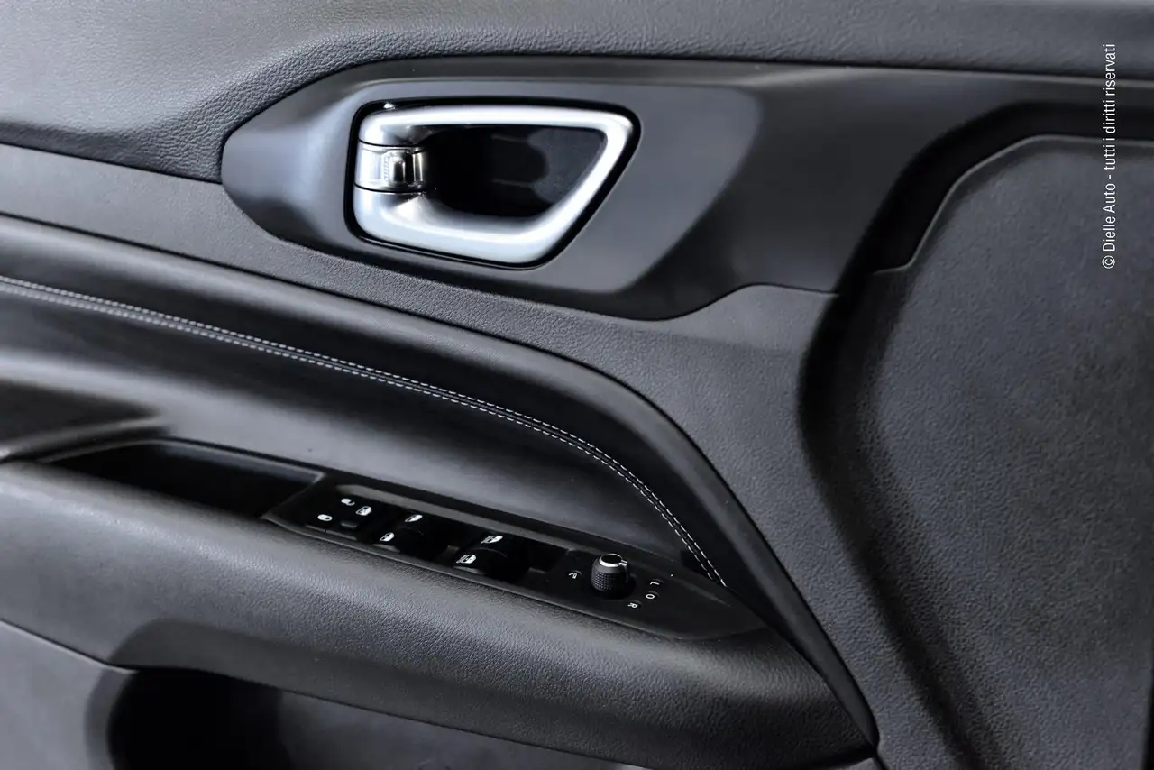 Jeep Compass JEEP COMPASS 1.3 TURBO T4 PHEV LIMITED 4xe AUTO - AUTOCARRO N1 5 POSTI - 8