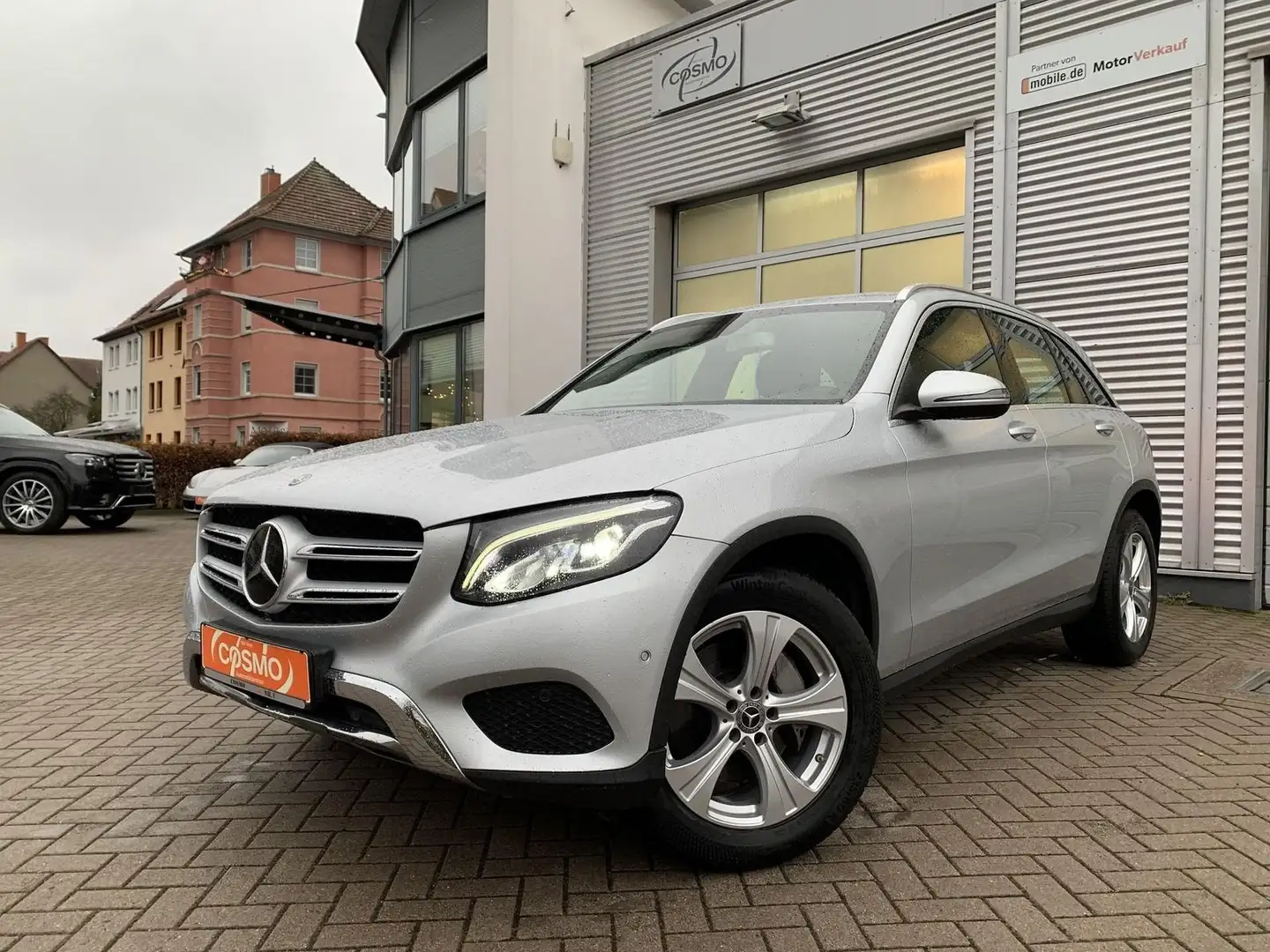 Mercedes-Benz GLC 300 GLC300 4MATIC AMG-Int. LED+Distr+elKlappe+Navi Zilver - 1