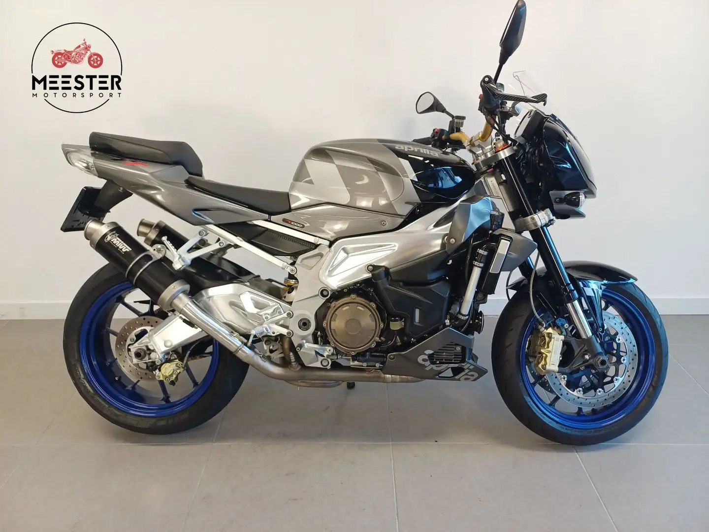 Aprilia Tuono 1000 R Zwart - 1