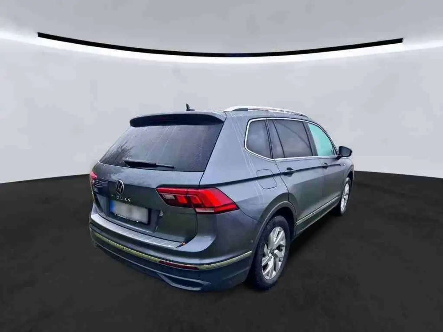 Volkswagen Tiguan Allspace Life2.0TDI DSG Navi Matrix AHK Grau - 2