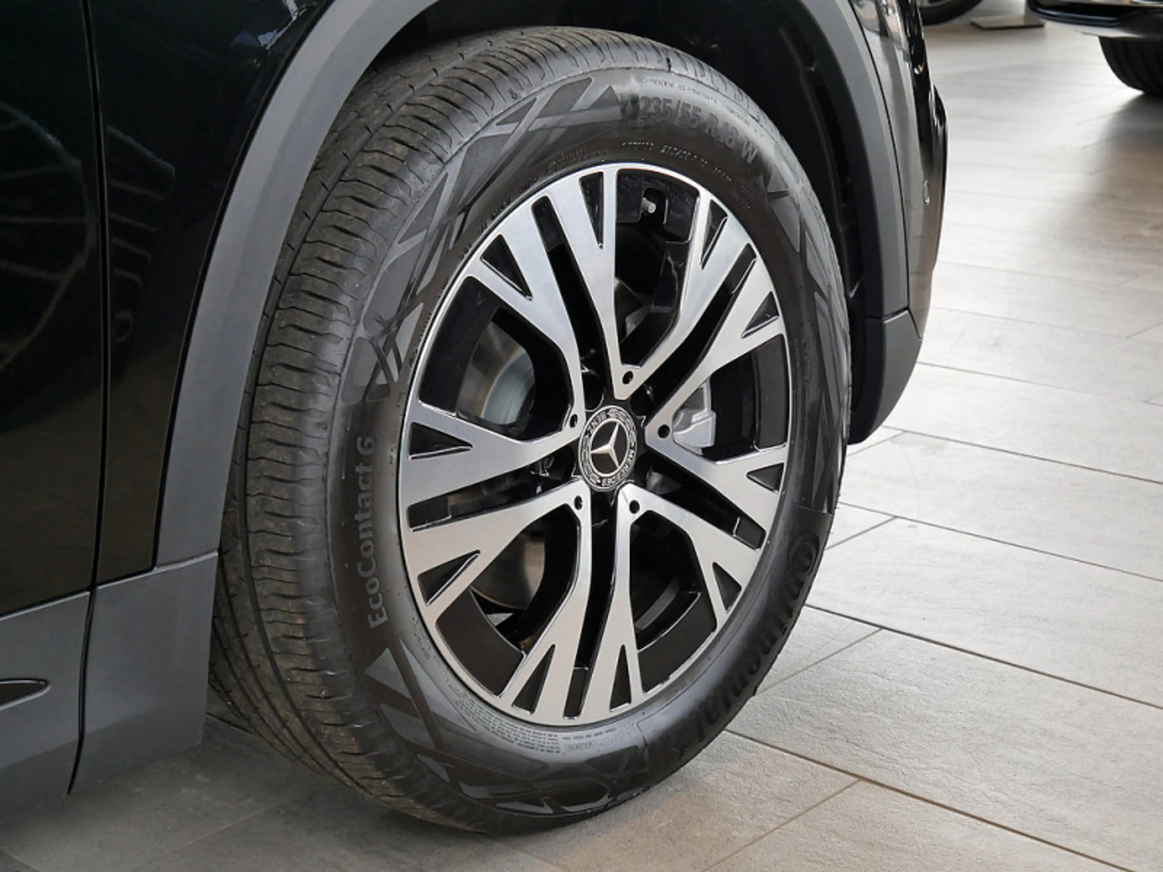 Mercedes-Benz GLA 180 d NIGHT PROGRESSIVE 360 DISTR KAMERA PDC — photo 10