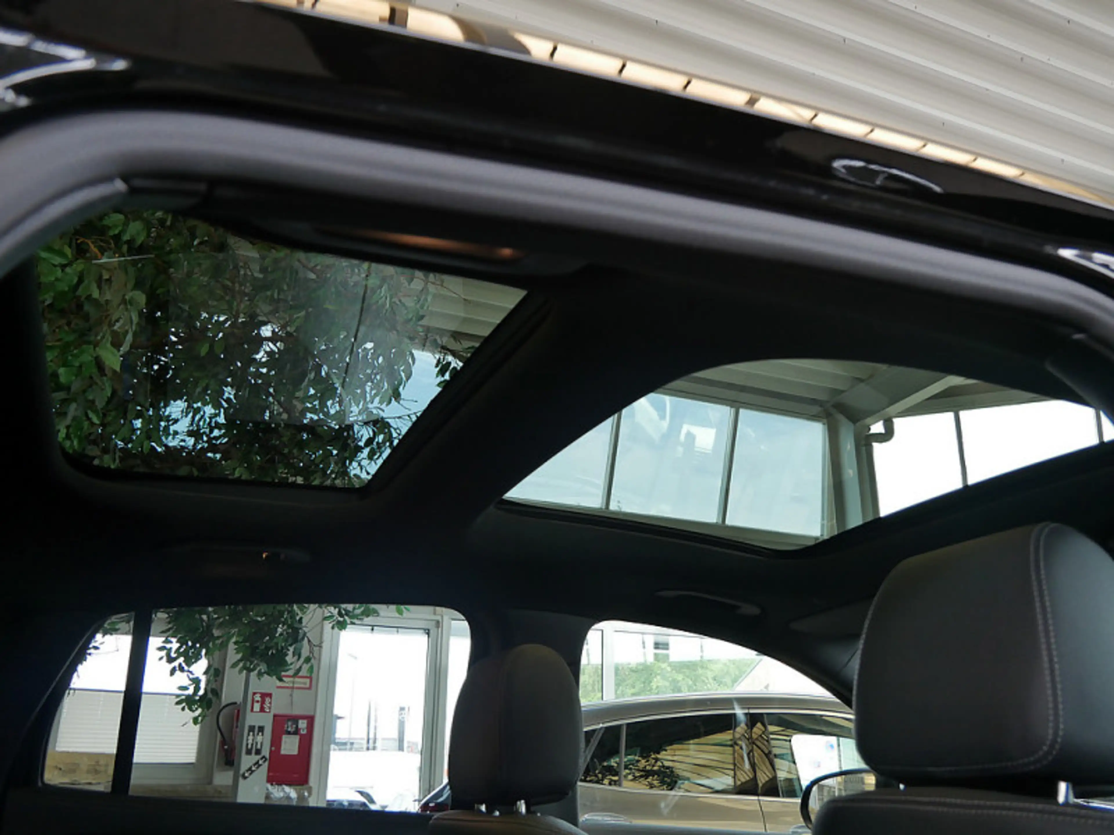 Mercedes-Benz GLA 180 d NIGHT PROGRESSIVE 360 DISTR KAMERA PDC — photo 8