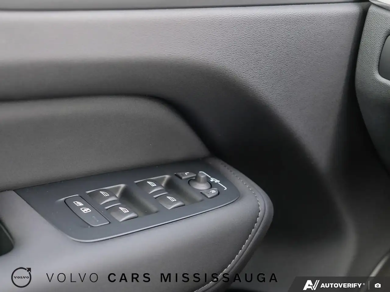 Volvo XC60 снимка Volvo XC60