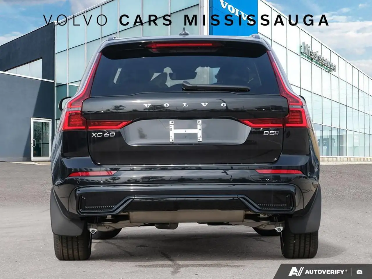 Volvo XC60 снимка Volvo XC60