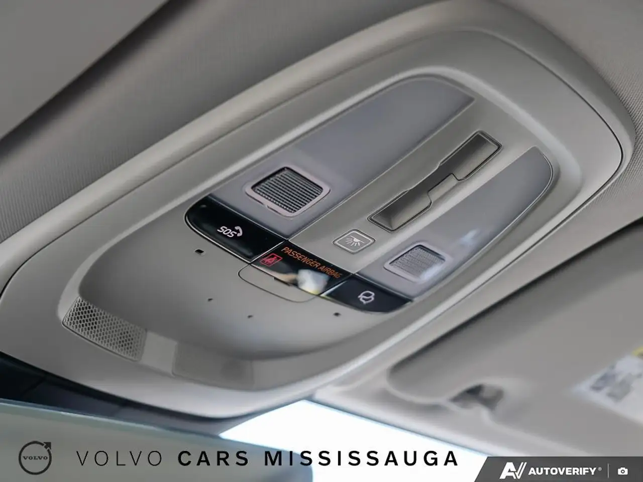 Volvo XC60 снимка Volvo XC60