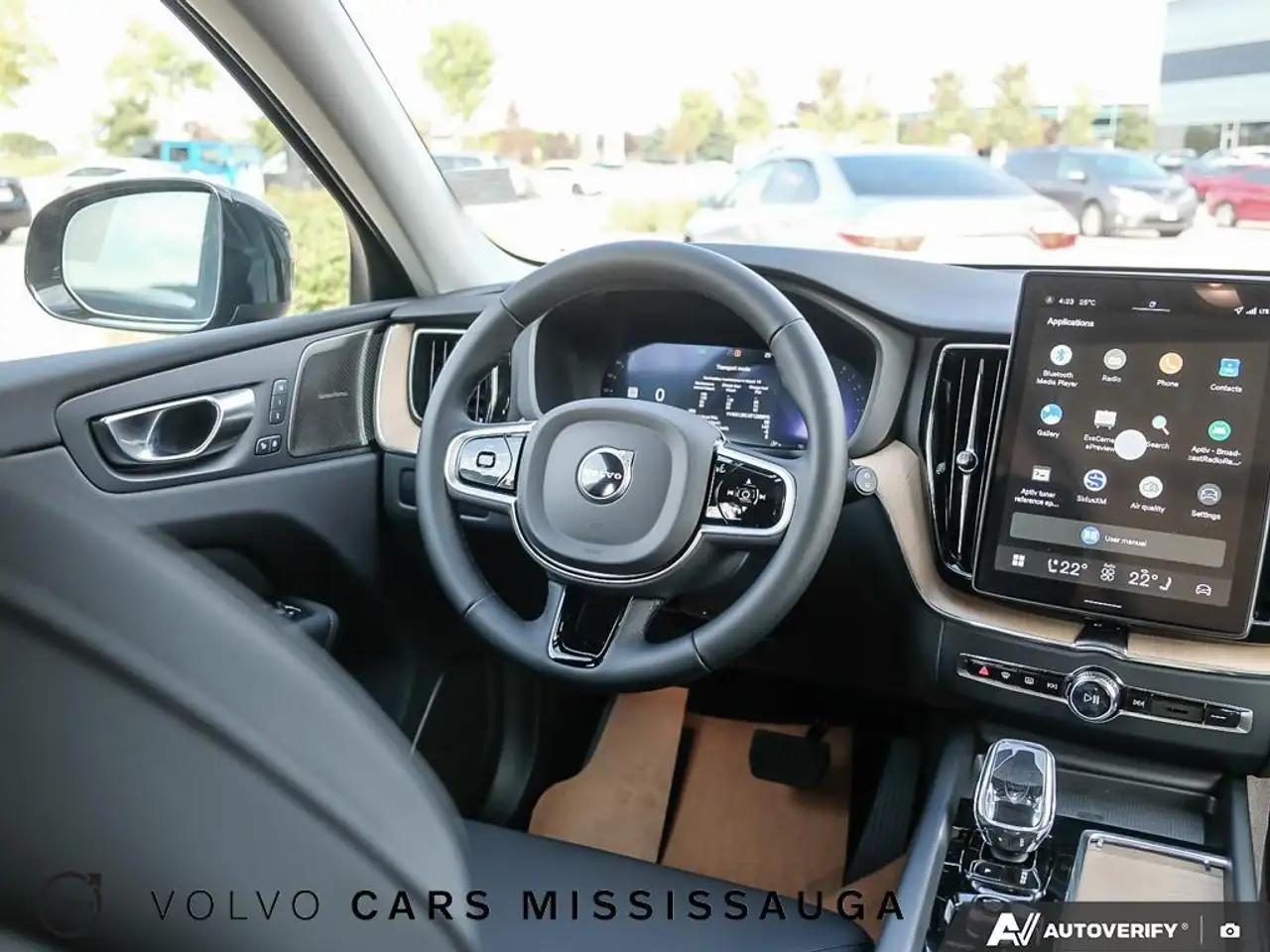 Volvo XC60 снимка Volvo XC60