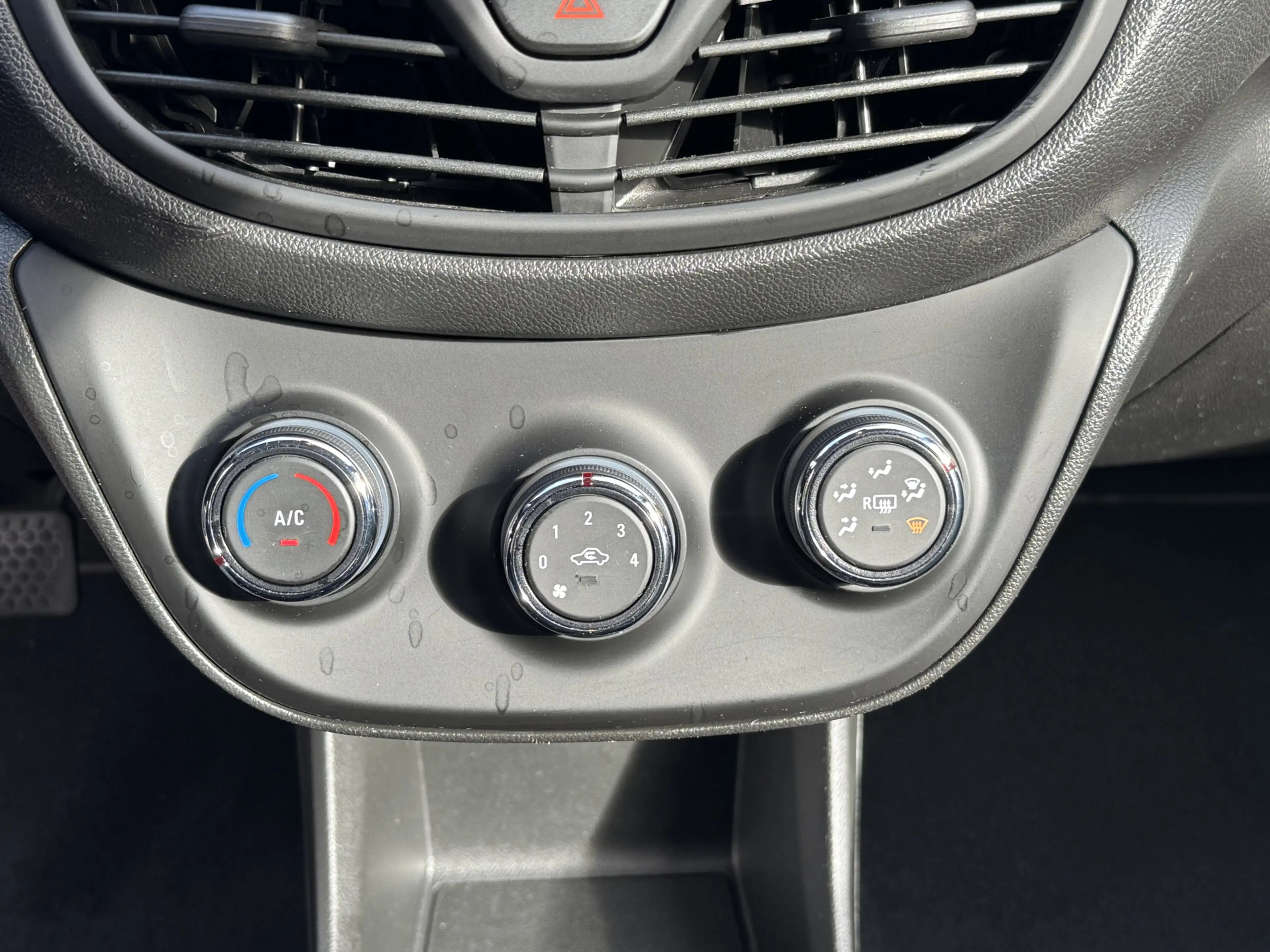 Opel Karl 1.0 ecoFLEX Edition Airco — photo 8