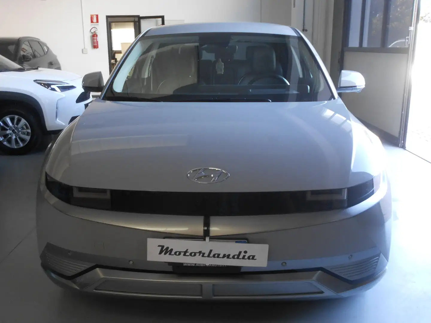 Hyundai IONIQ 5 Ioniq 5 77,4 kWh Innovation rwd Argento - 1