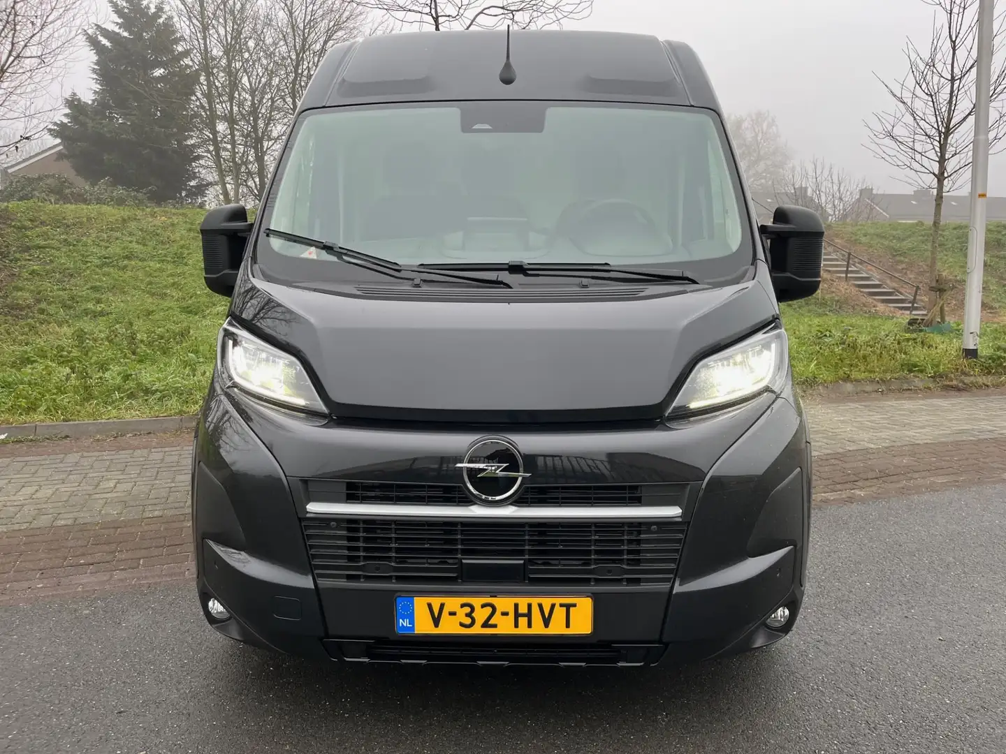 Opel Movano 2.2D 140 S&S L2H2 3.5t , Navi, BPM Vrij ! , trekha Zwart - 2