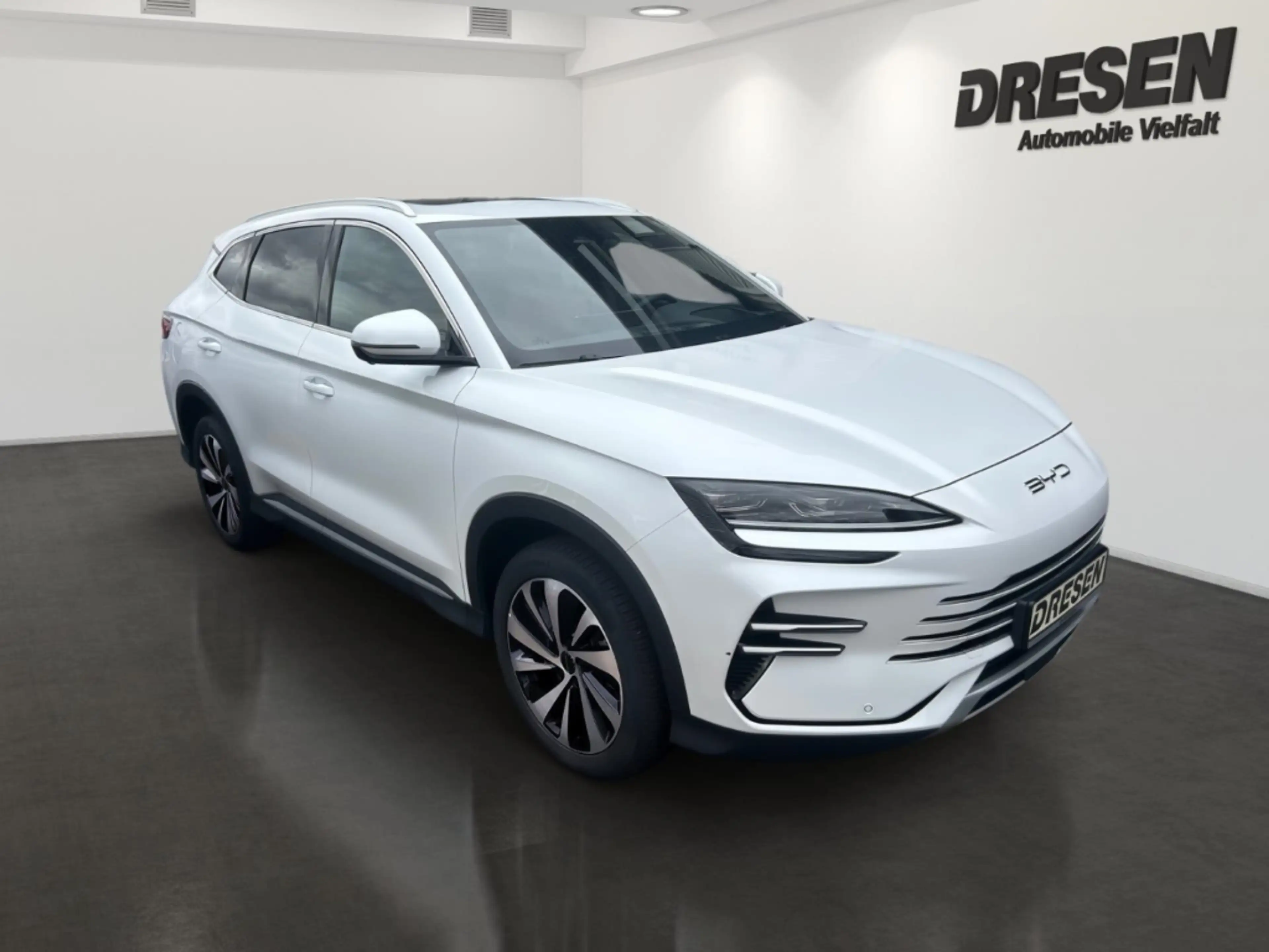 BYD Seal U BOOST PHEV 1.5 160KW NAVI,KLIMA,SITZHZG,CARPLAY — photo 3