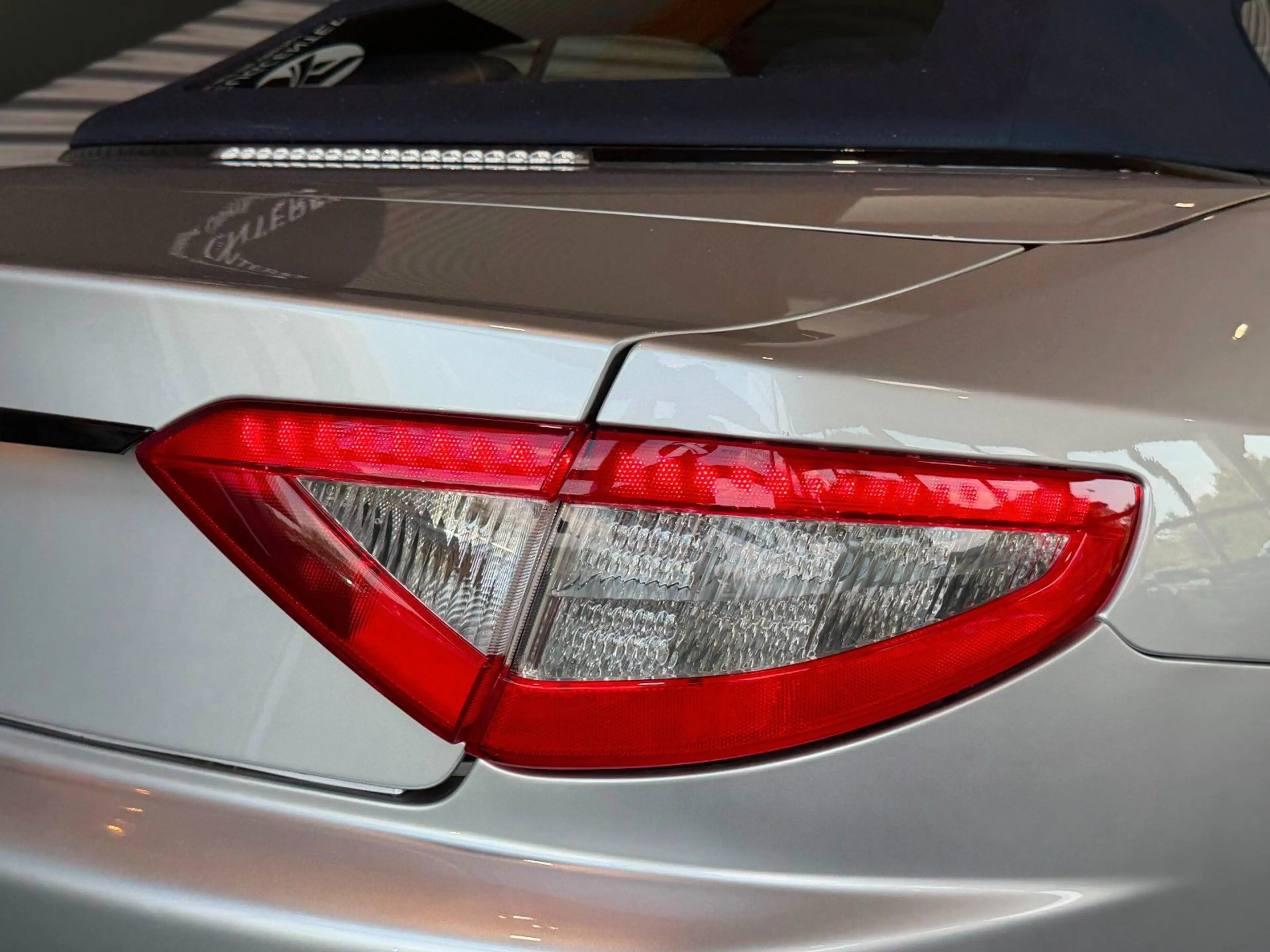 Maserati GranCabrio S 4.7L V8/PDC/NAVI/SHZ/BOSE — photo 9