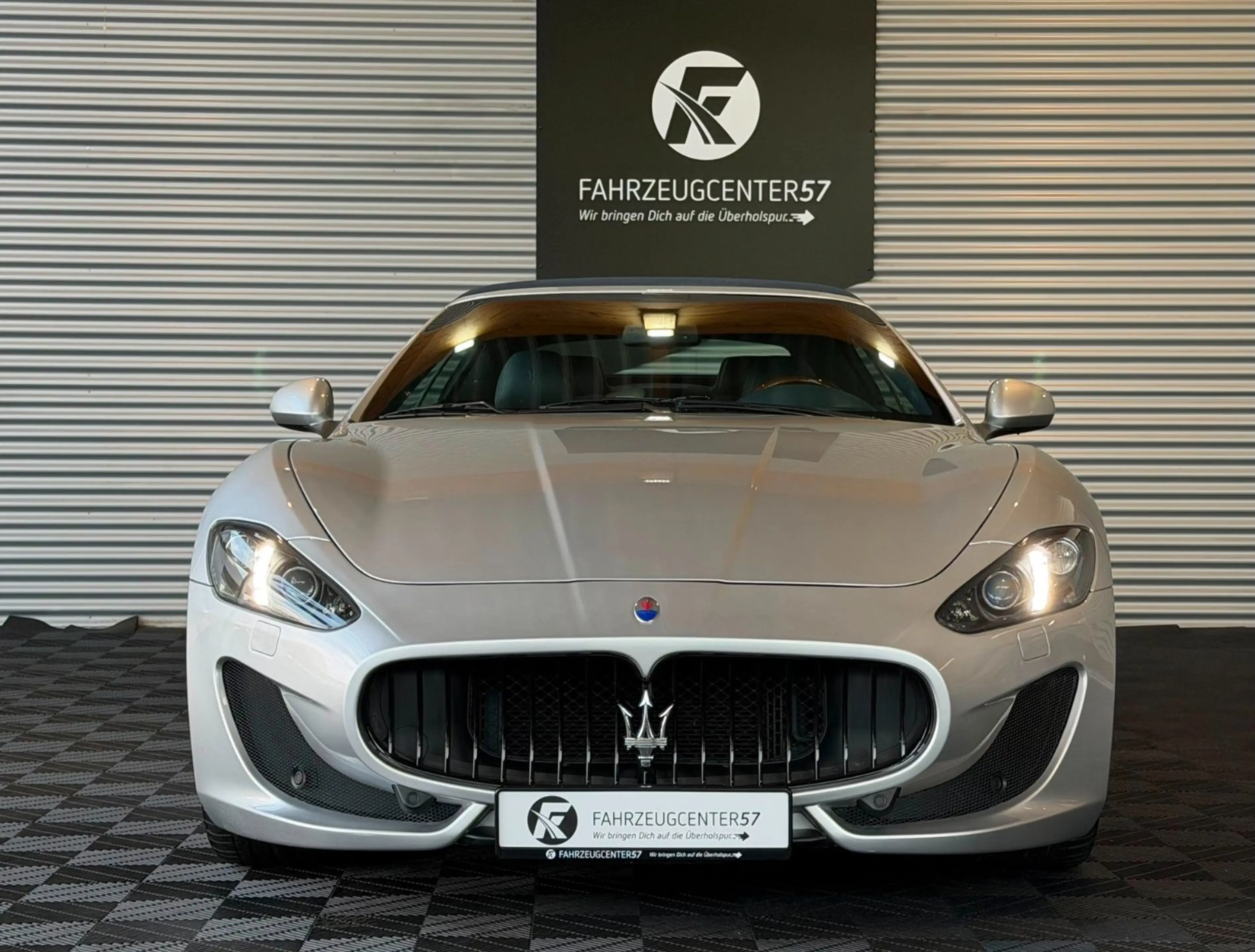 Maserati GranCabrio S 4.7L V8/PDC/NAVI/SHZ/BOSE — photo 4