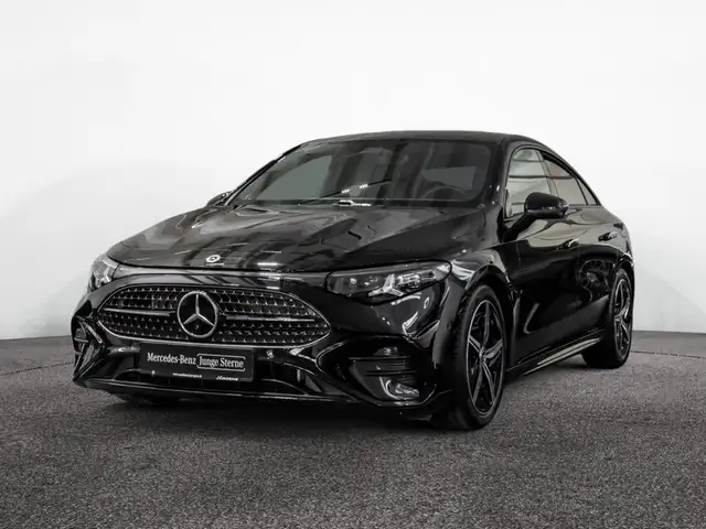 Mercedes-Benz CLA view 2