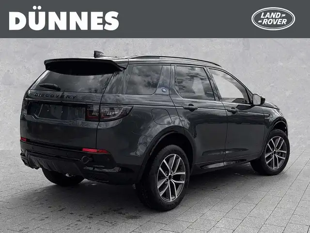 Land Rover Discovery Sport view 2