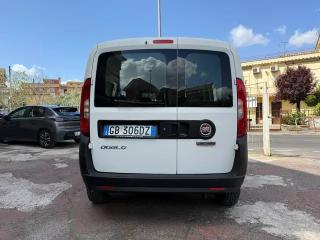 Fiat Doblo view 6