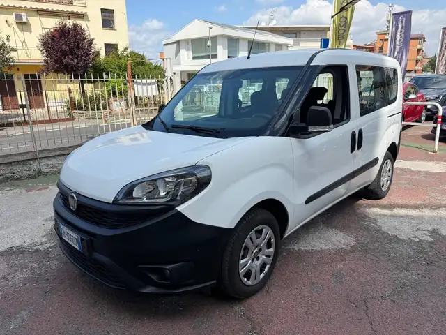 Fiat Doblo view 2