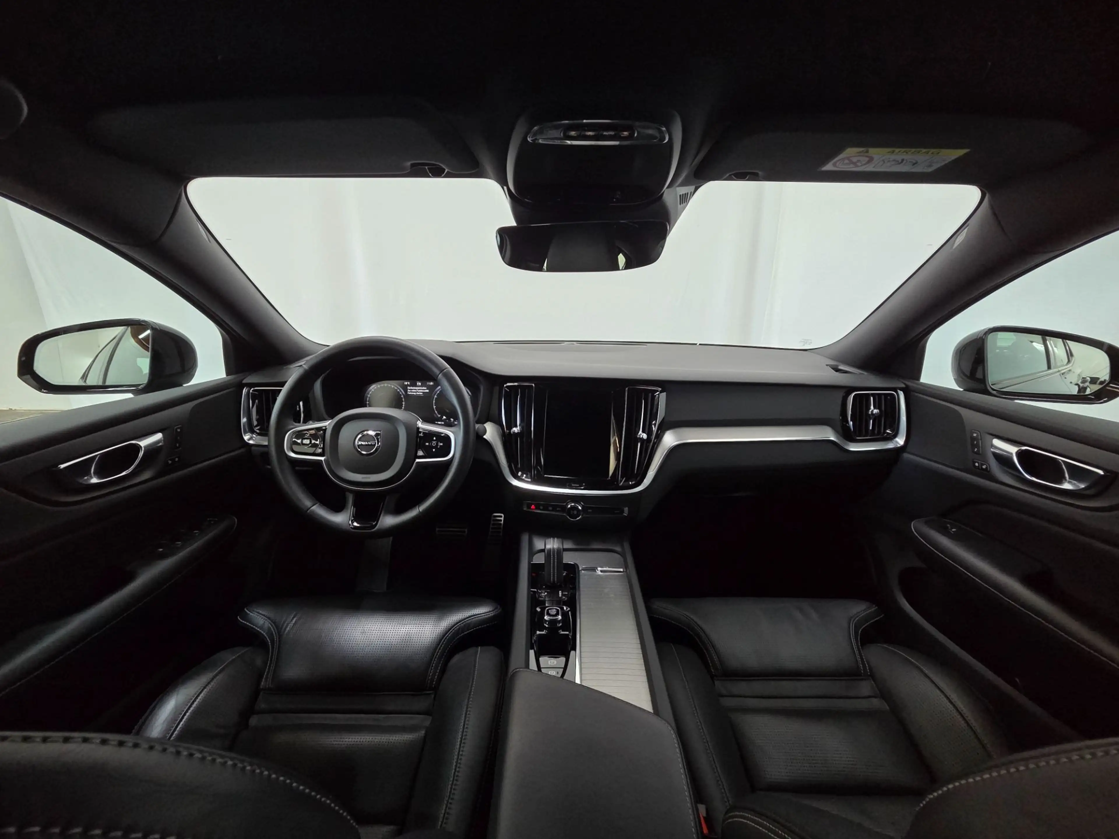 Volvo S60 B4 R-Design Geartronic — photo 11