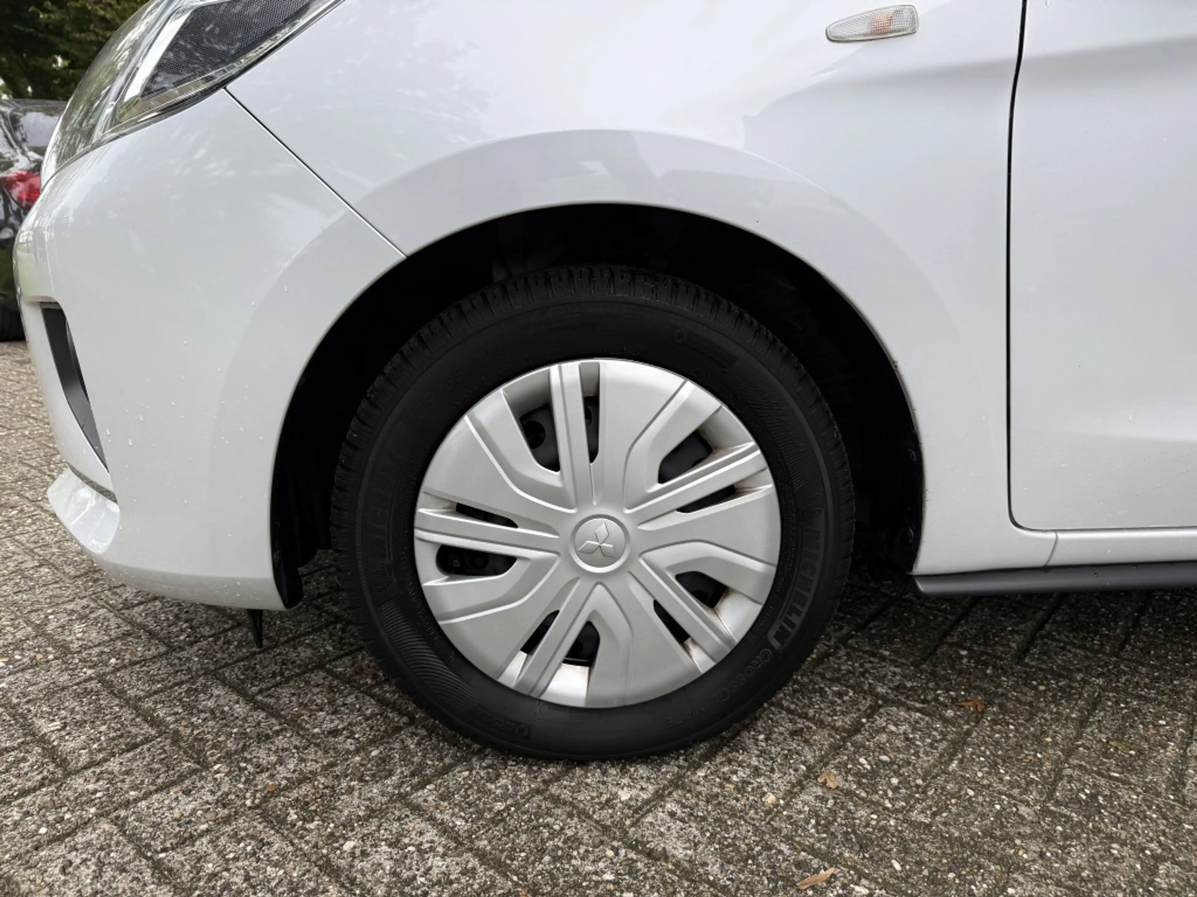 Mitsubishi Space Star 1.2 Connect+ Carplay/DAB/AIRCO — photo 9