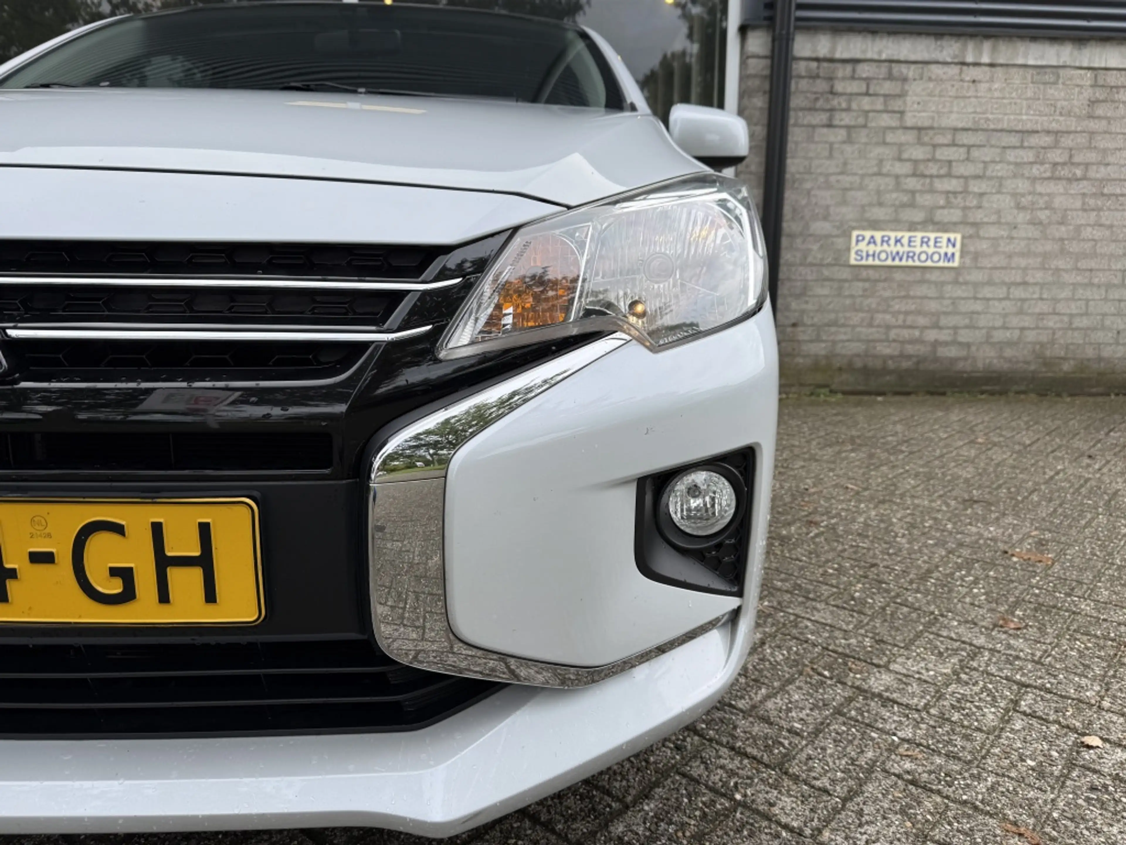 Mitsubishi Space Star 1.2 Connect+ Carplay/DAB/AIRCO — photo 11