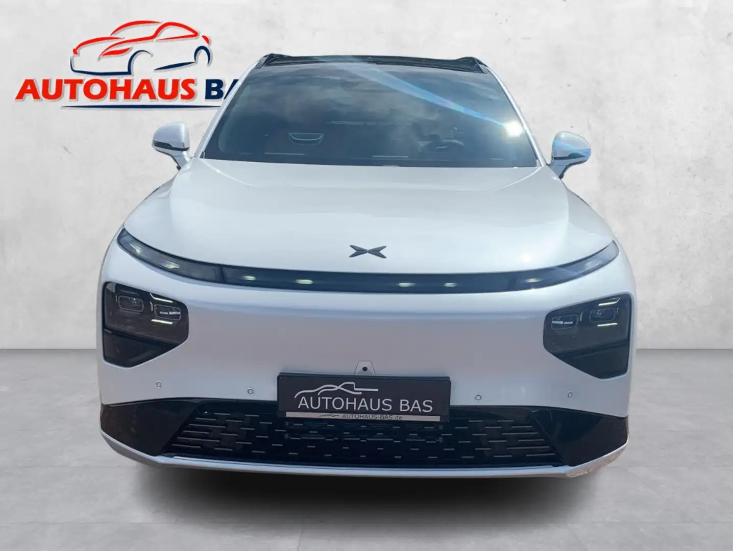 Xpeng G9 AWD Performance* MY24* Premium Paket * el.AHK Blanc - 2
