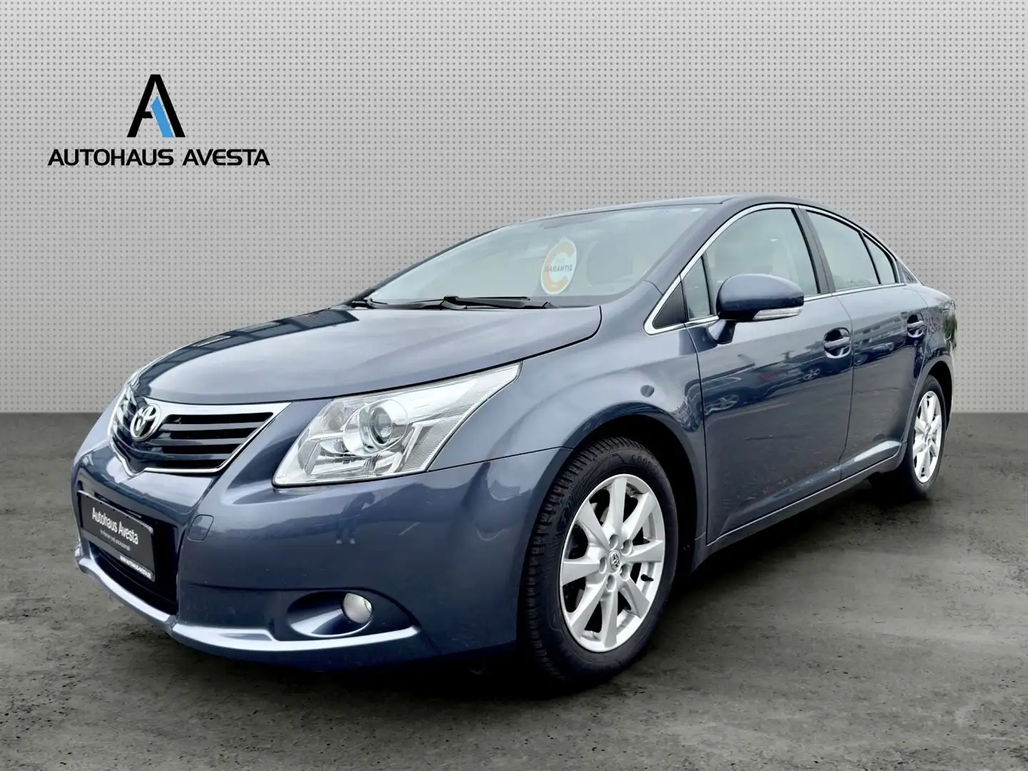 Toyota Avensis Executive 2.0 RENTNER / 56t.KM/ AUTOM./ Azul - 1