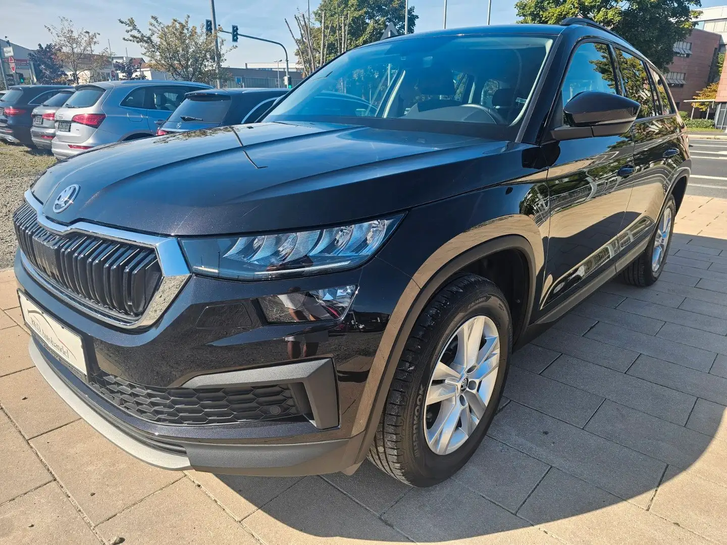 Skoda Kodiaq Ambition Navi AHK RFK Schwarz - 1
