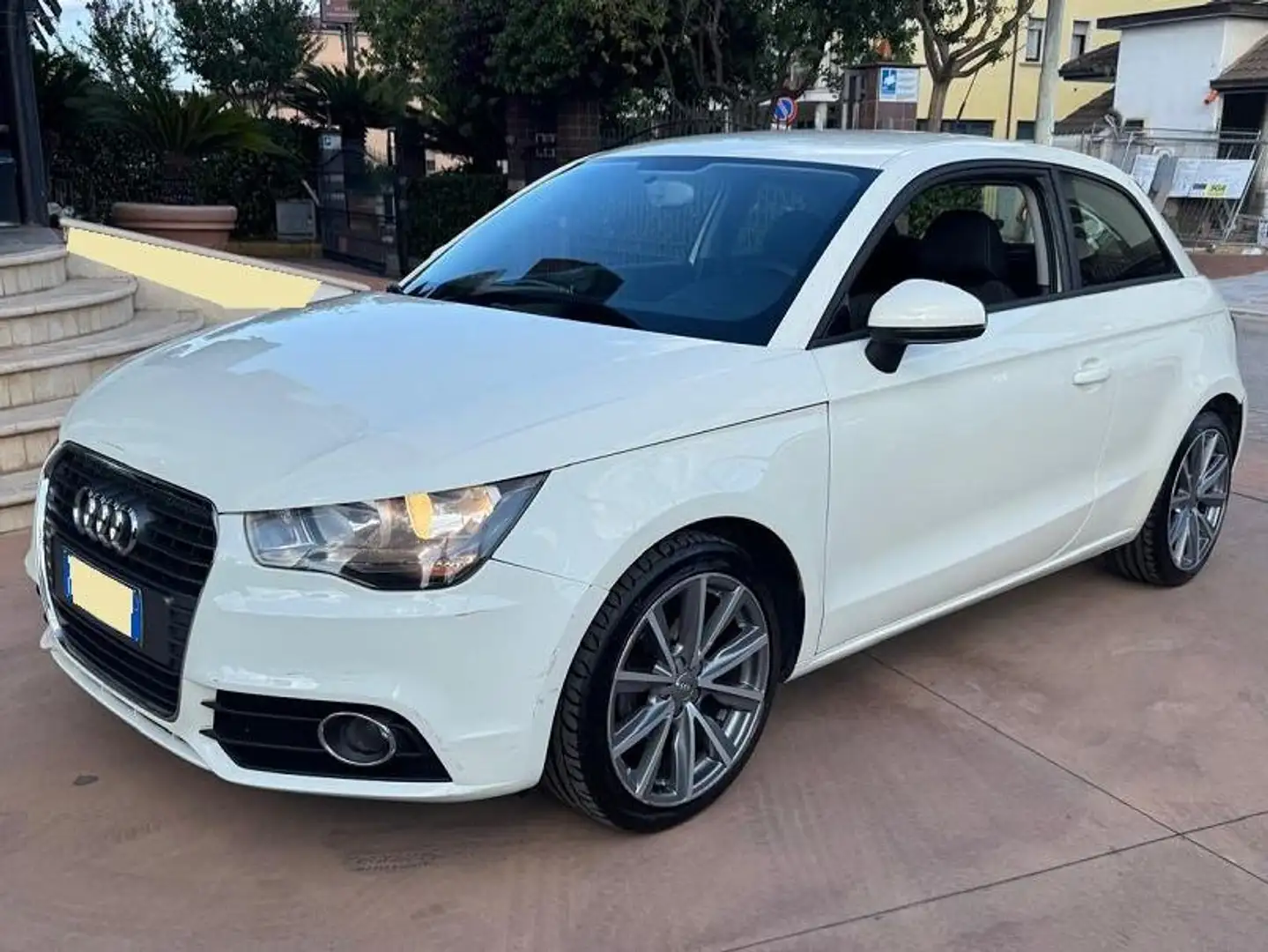 Audi A1 A1 1.2 tfsi Ambition Bianco - 1