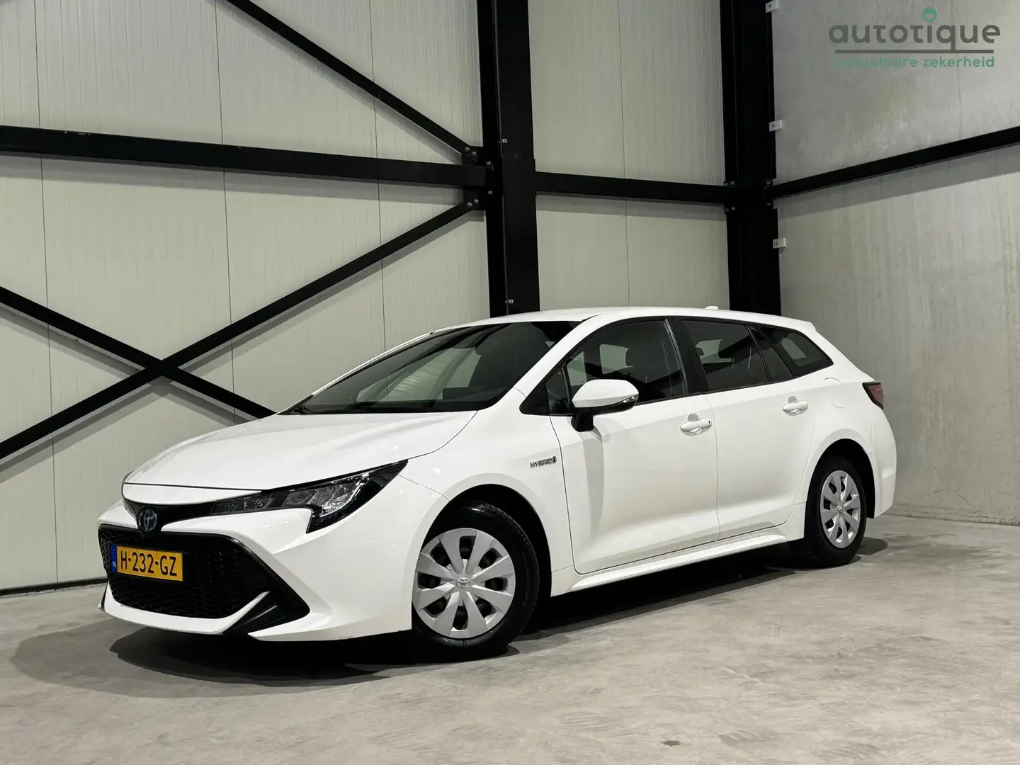 Toyota Corolla Touring Sports 1.8 Hybrid Comfort Aut. | climate-c Wit - 1