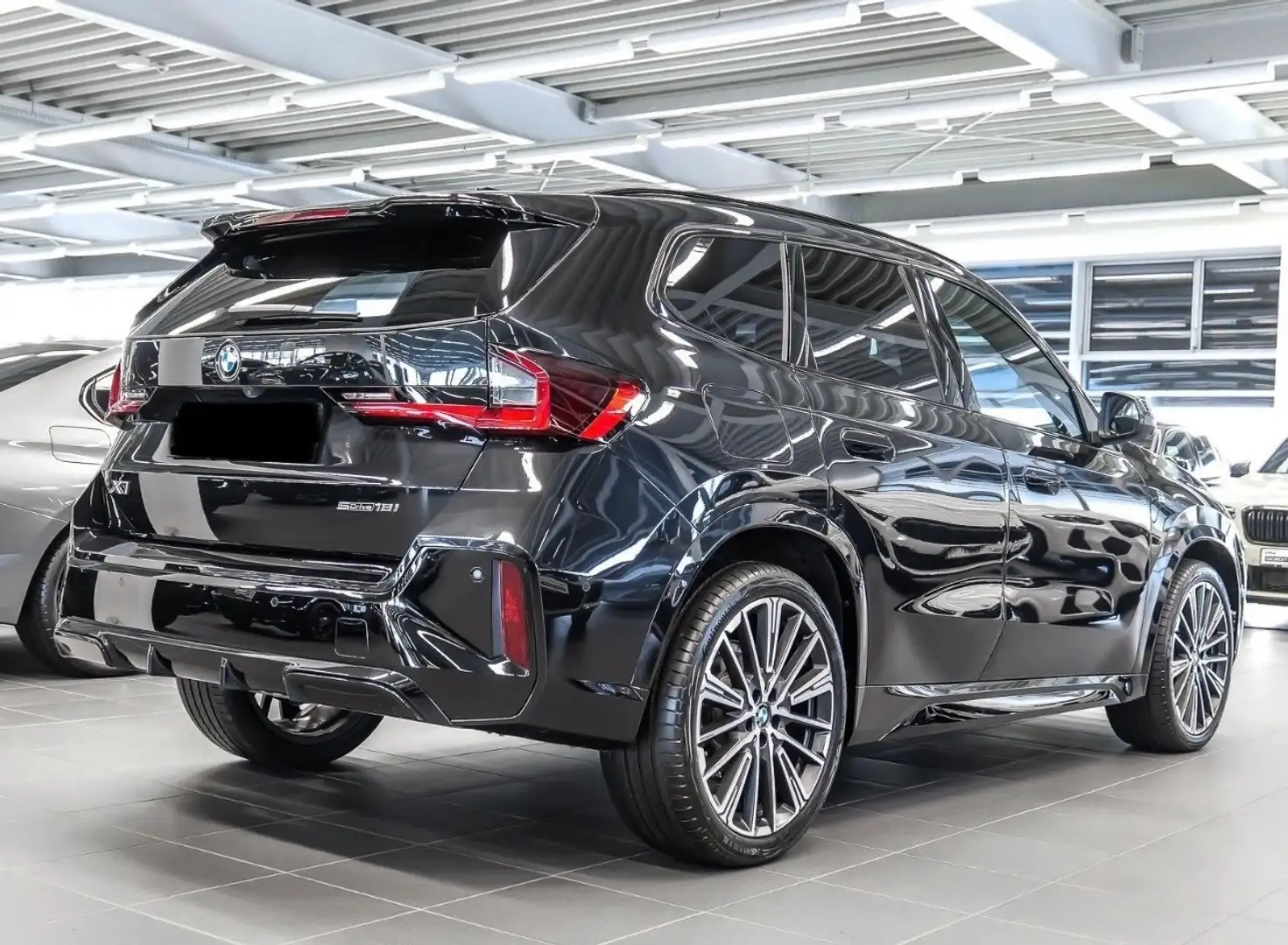 BMW X1 X1 sdrive18i Msport 136cv auto M SPORT Noir - 2