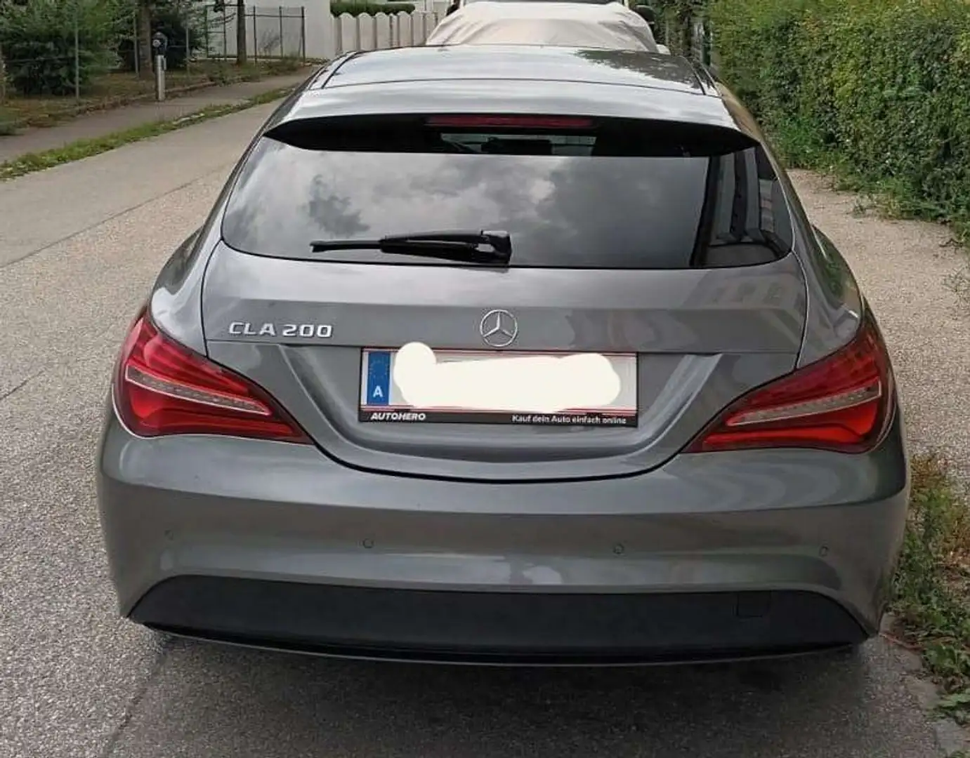 Mercedes-Benz CLA 200 Shooting Brake Aut. OrangeArt Edition - 2