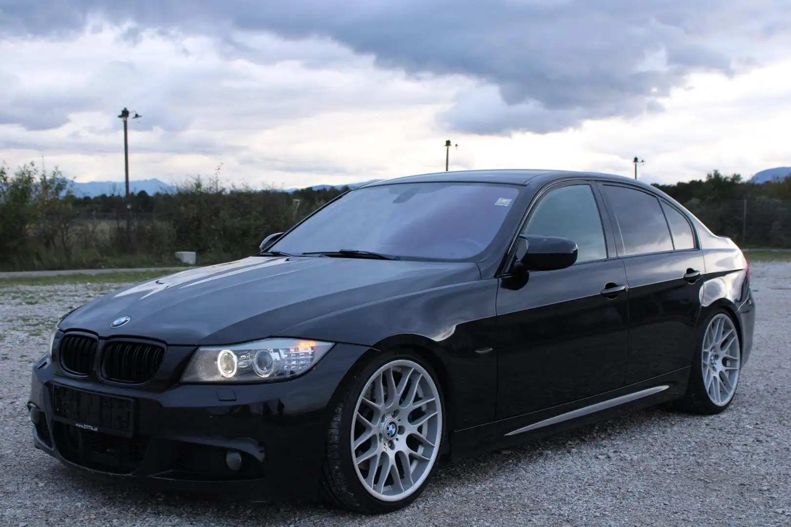 BMW 330 E90 330d LCI/M-PAKET Negru - 2