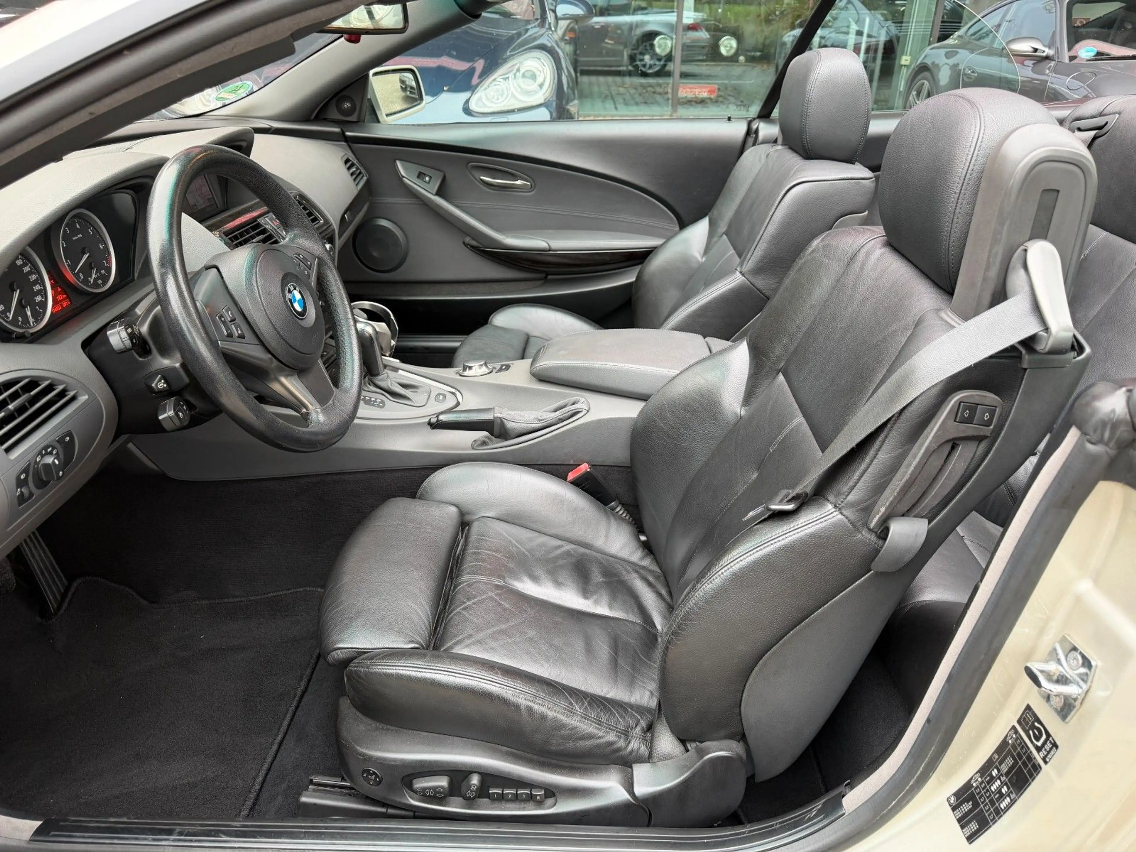 BMW 645 Ci Cabrio — photo 11