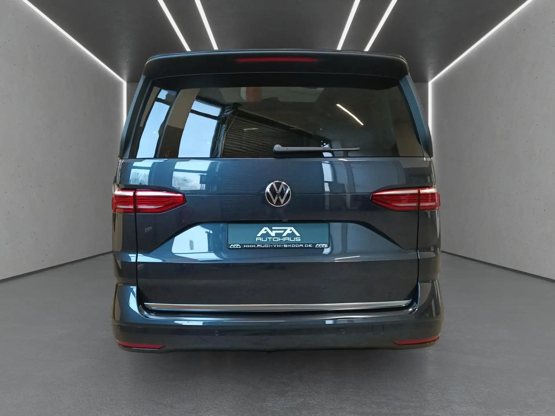 폭스바겐 Volkswagen T7 Multivan 2.0 TDI DSG AHK*Navi*Harman*Sthz*Pano 2026 블랙 사진 5
