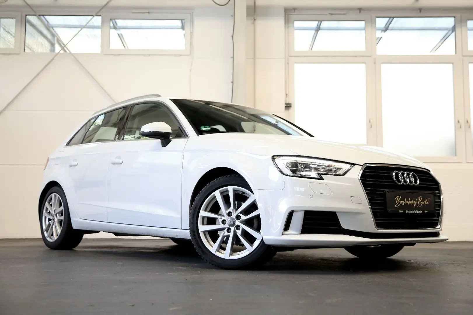Audi A3 Sportback Sport Xenon MMI Klimaaut. Soundsyst Wit - 2